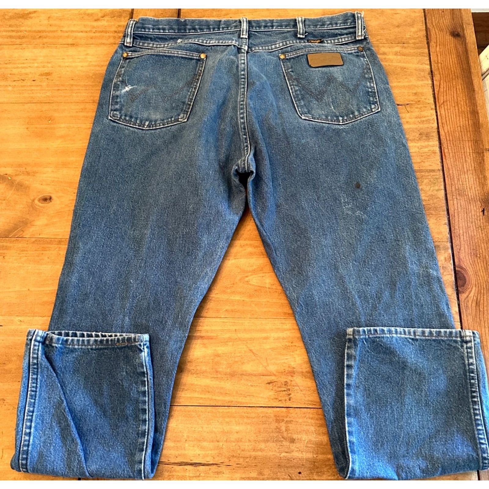 Wrangler VINTAGE Wrangler Jeans Cowboy Cut 36x30 USA Made Denim Blue Dark 5-Pocket Mens Western 80s 90s USA Mens Size US 36 / EU 52 - 7 Thumbnail
