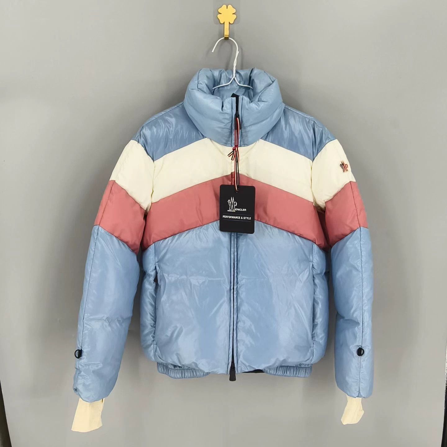 Moncler Moncler macaron-colored stand-up collar down jacket Size S / US 4 / IT 40 - 1 Thumbnail