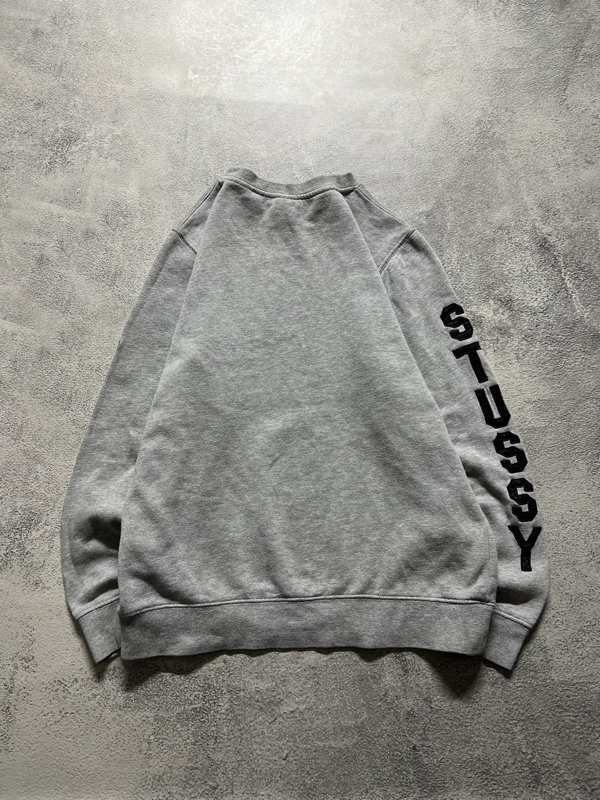 Stussy Vintage Y2k Stussy 🩶 Big Logo Sweatshirt 00’s Size US S / EU 44-46 / 1 - 6 Thumbnail