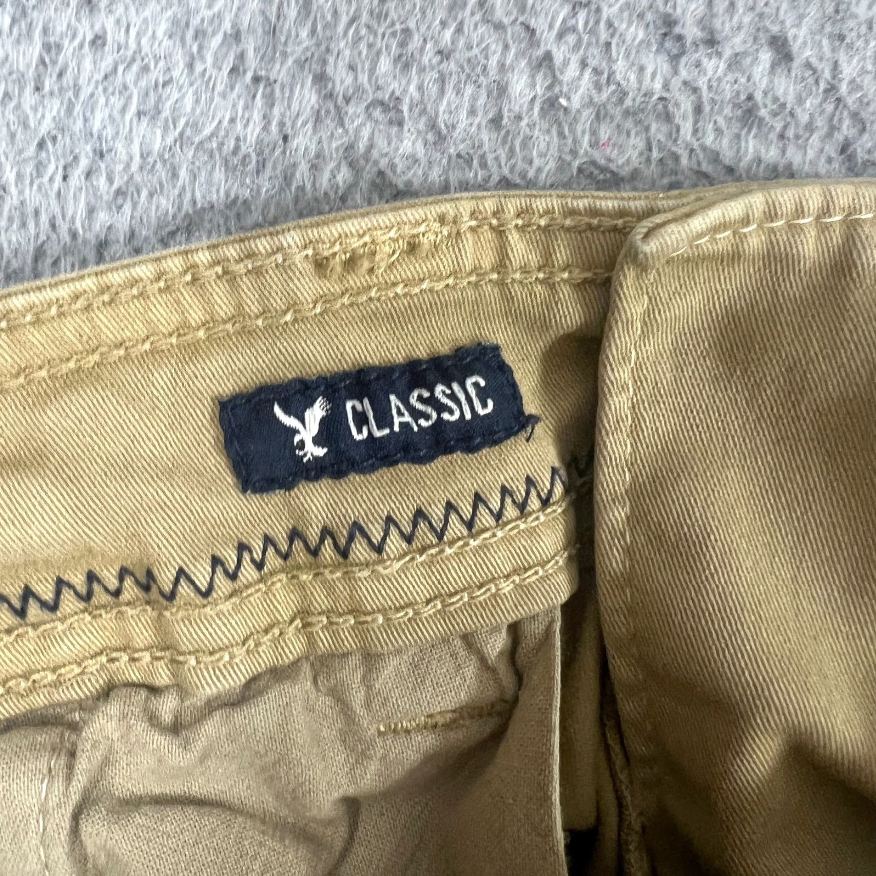 American Eagle Outfitters VINTAGE American Eagle Outfitters Cargo Shorts Mens 33 Beige Cotton 11 Inseam Pockets Classic Utility Summer Mens Size US 33 - 7 Thumbnail