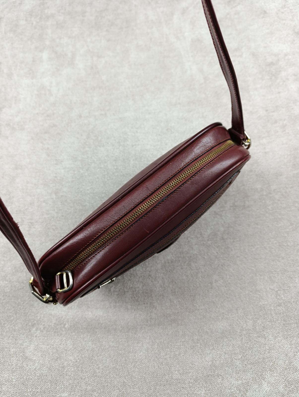 Cartier CARTIER BORDEAUX LEATHER SHOULDER BAG VINTAGE DESIGN UNISEX Size ONE SIZE - 10 Thumbnail