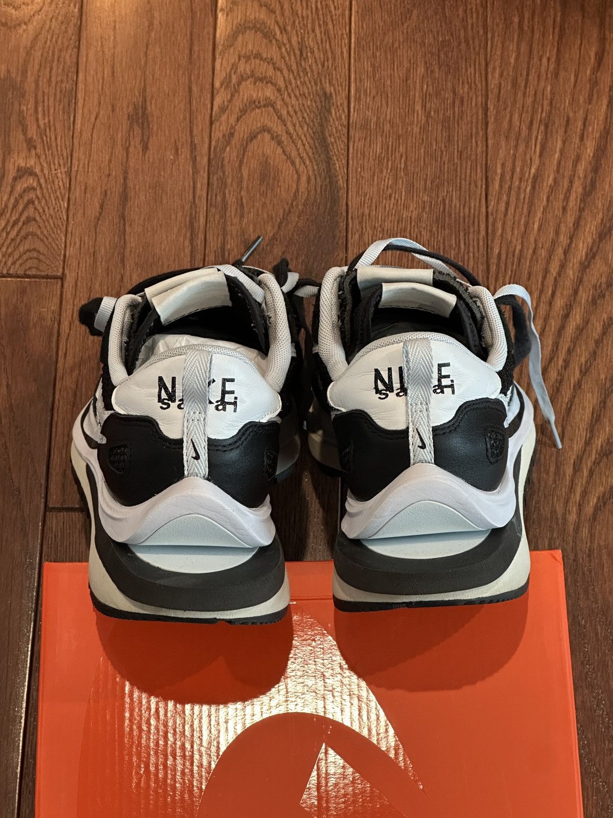 Nike × Sacai Nike Sacai Vaporwaffle. Black and White Size US 9.5 / EU 42-43 - 6 Thumbnail