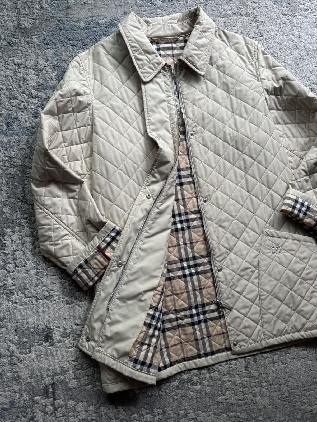 Burberry Burberry Quilted Nova Check Jacket Size 38 Size XS / US 0-2 / IT 36-38 - 3 Thumbnail