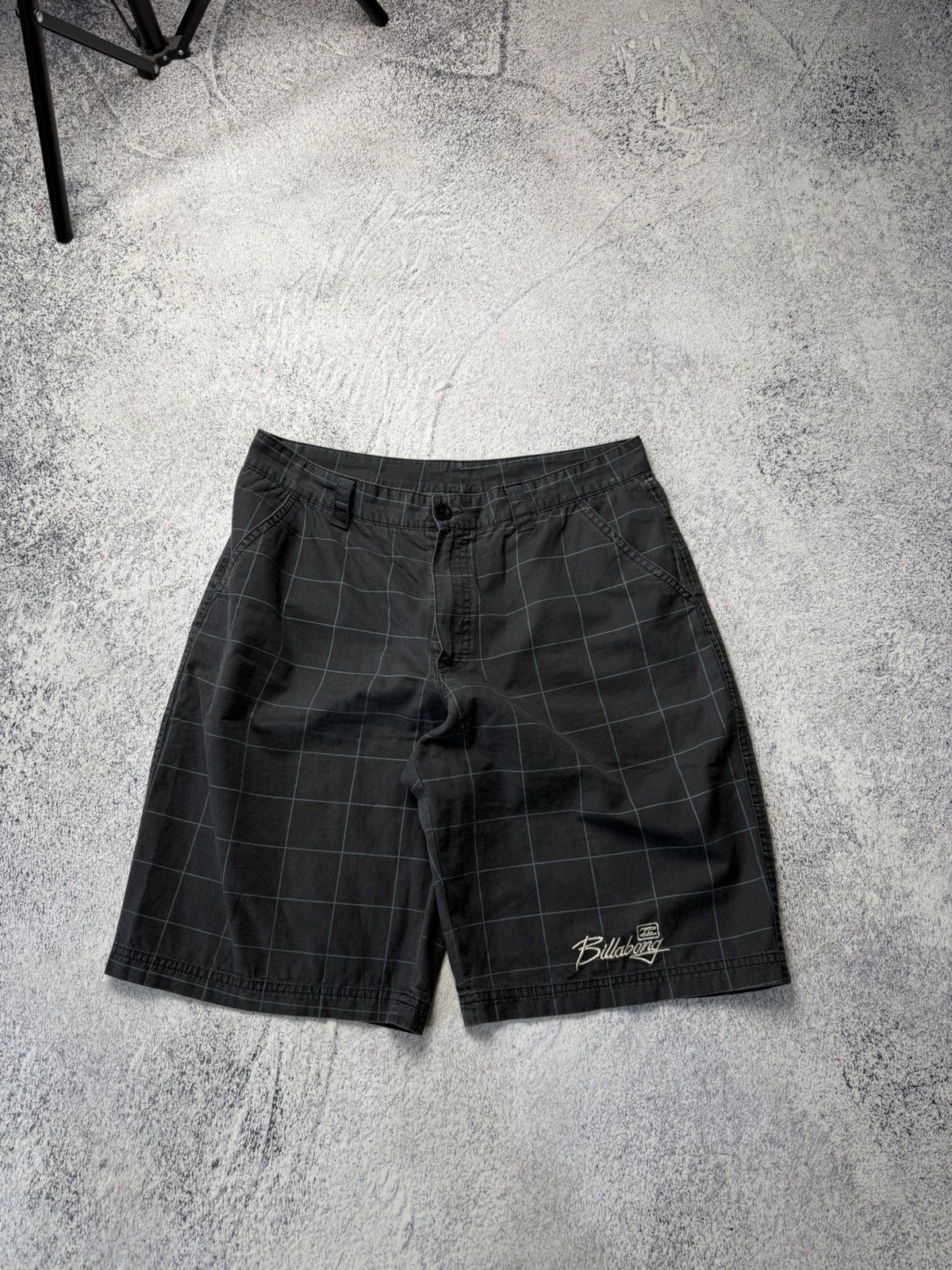 Billabong Vintage Billabong Striped Shorts Streetwear Style Size 34 Size US 34 / EU 50 - 5 Thumbnail