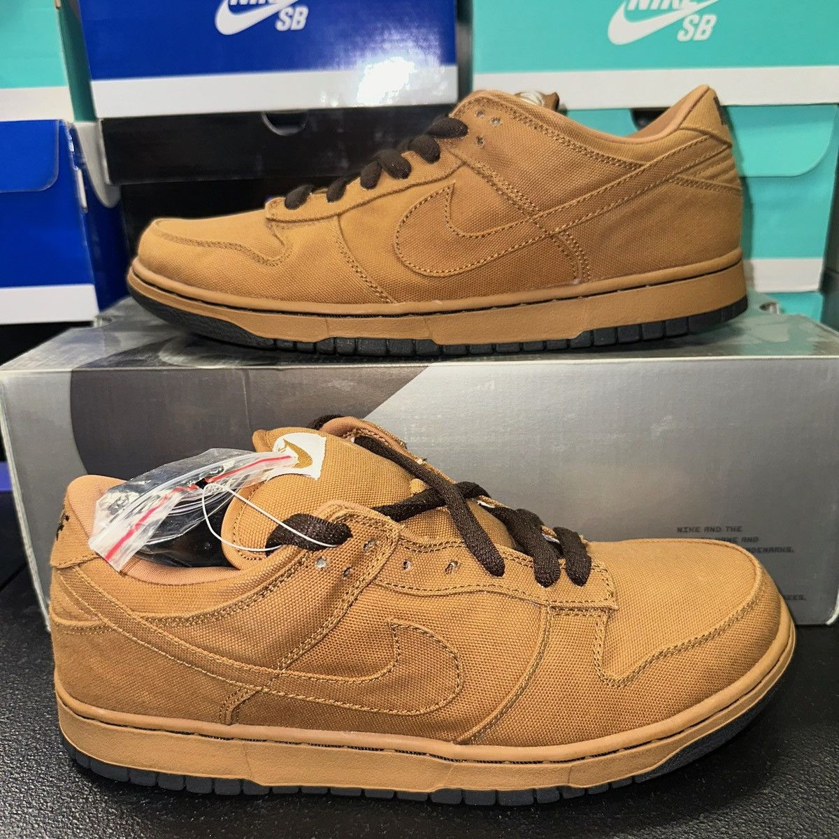 Nike Size 10.5 - Nike Dunk Pro SB Low Carhartt - 304292-224 Size US 10.5 / EU 43-44 - 1 Thumbnail