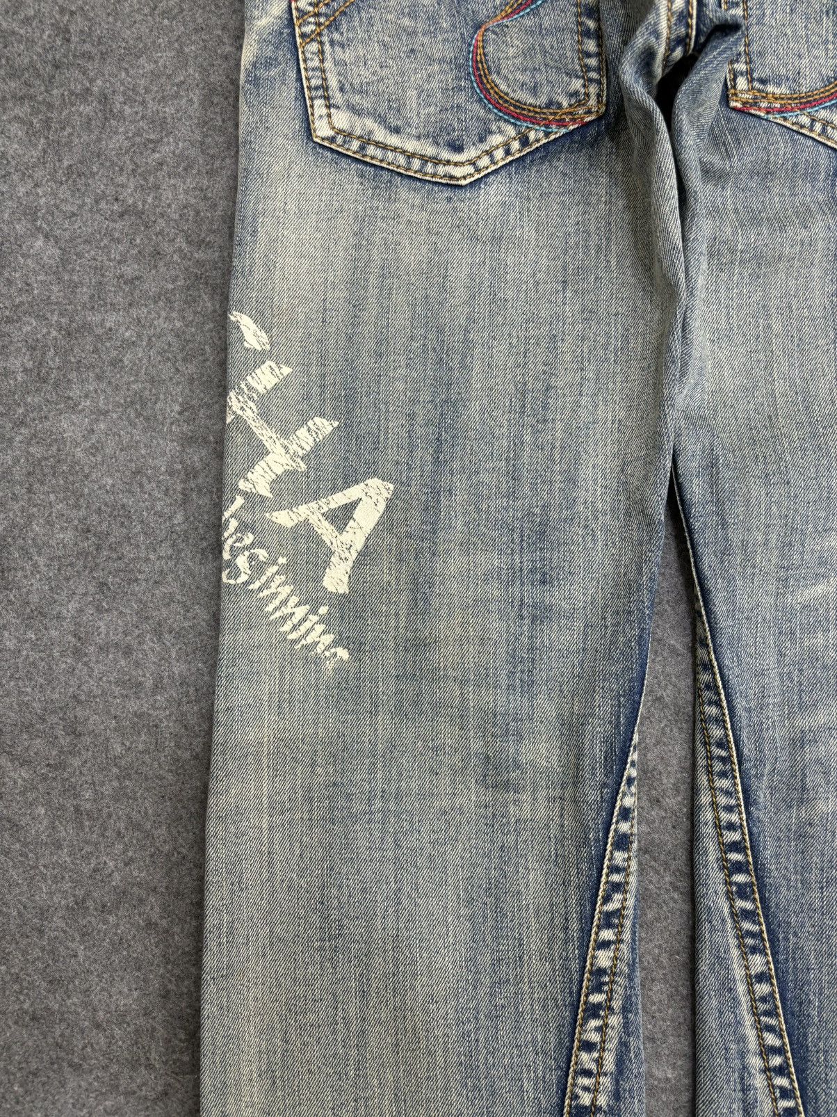 Gotcha 💥Twisted Leg💥Rare Gotcha Distressed Twist Leg Denim F537 Size US 30 / EU 46 - 17 Thumbnail
