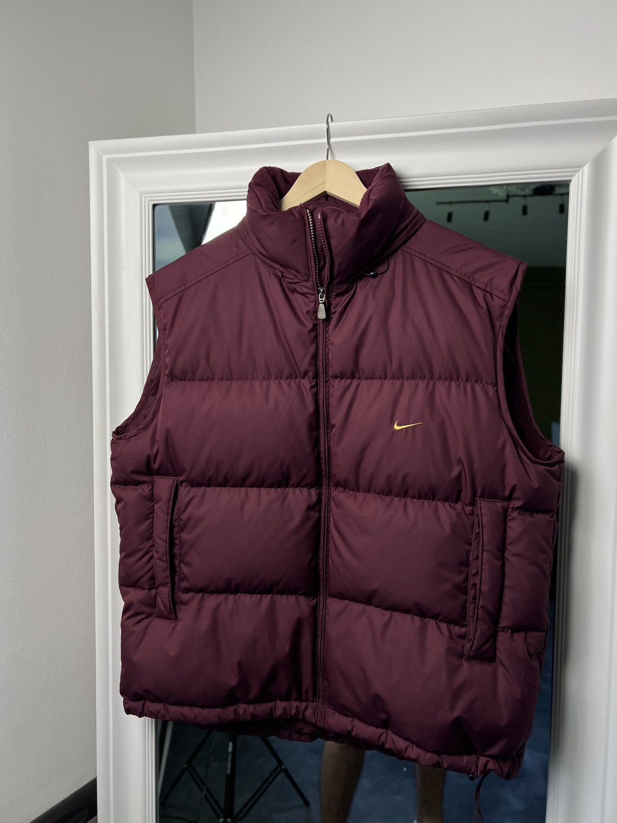 Nike Nike Vintage Burgundy Down Puffer Vest Men’s L Size US L / EU 52-54 / 3 - 21 Thumbnail