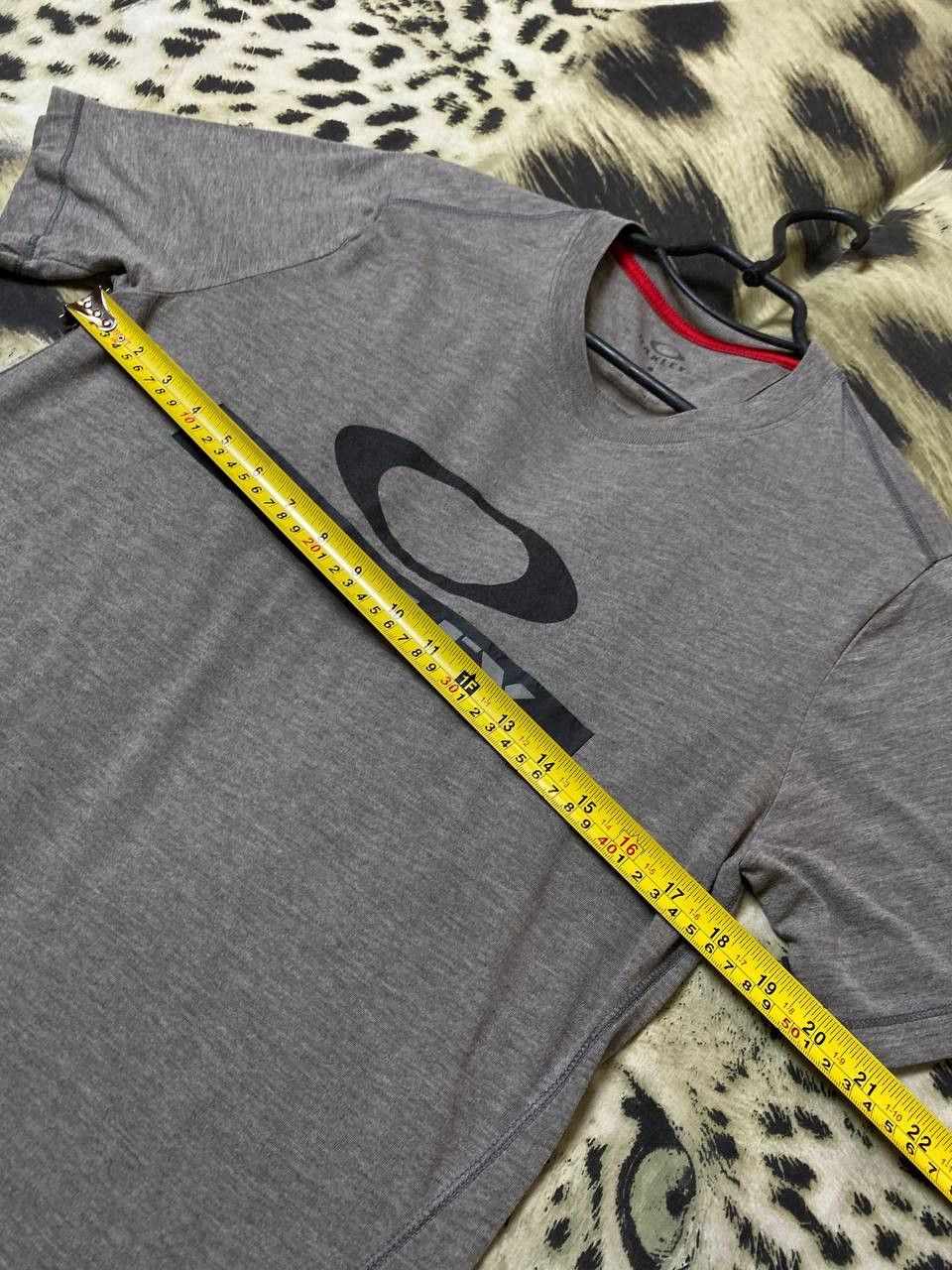Oakley Oakley Shirt Mens Hydrolix Fit Short Sleeve T-Shirt Logo Size US S / EU 44-46 / 1 - 10 Thumbnail