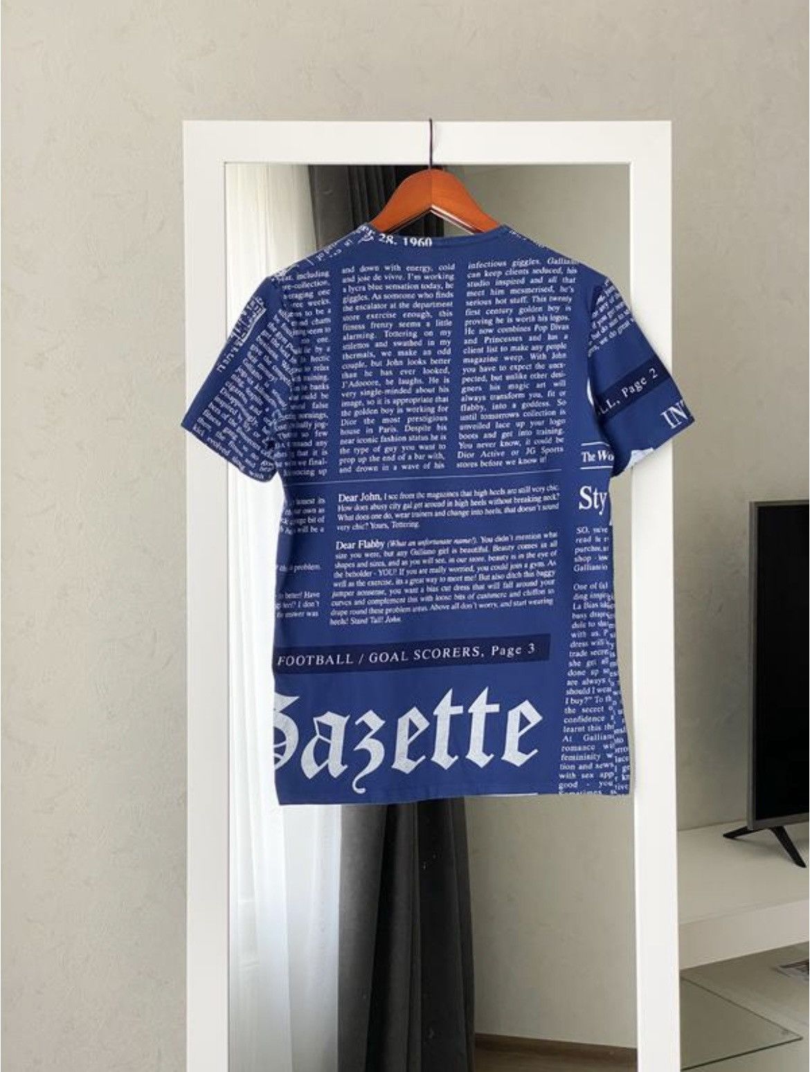 Dior × John Galliano × Vintage Vintage Galliano 2000s newspaper gazette print logo t shirt Size US M / EU 48-50 / 2 - 3 Thumbnail