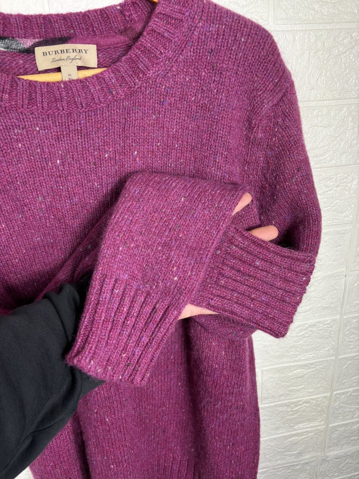 Burberry Burberry Men’s Wool Sweater XL Raspberry Red Pullover Jumper Size US XL / EU 56 / 4 - 8 Thumbnail