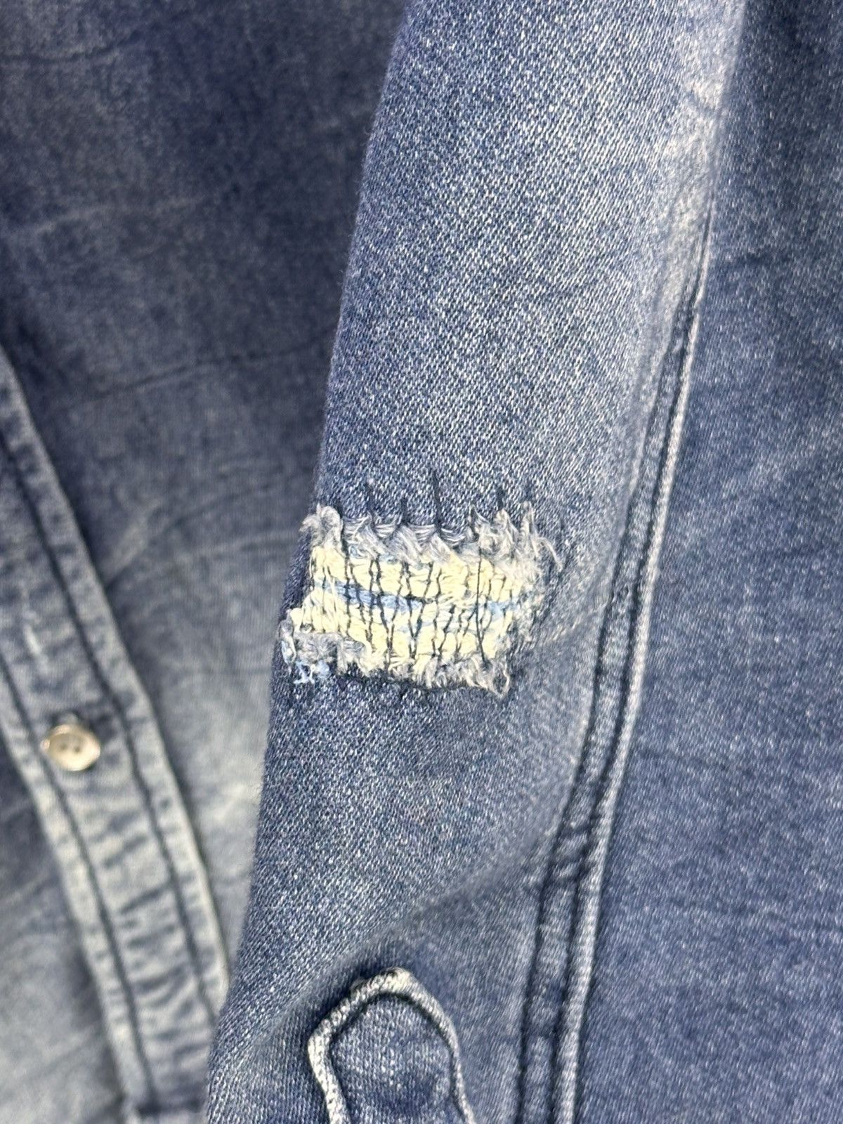 Japanese Brand Azul by Moussy Distressed Flannel Workwear Shirt Size US L / EU 52-54 / 3 - 12 Thumbnail