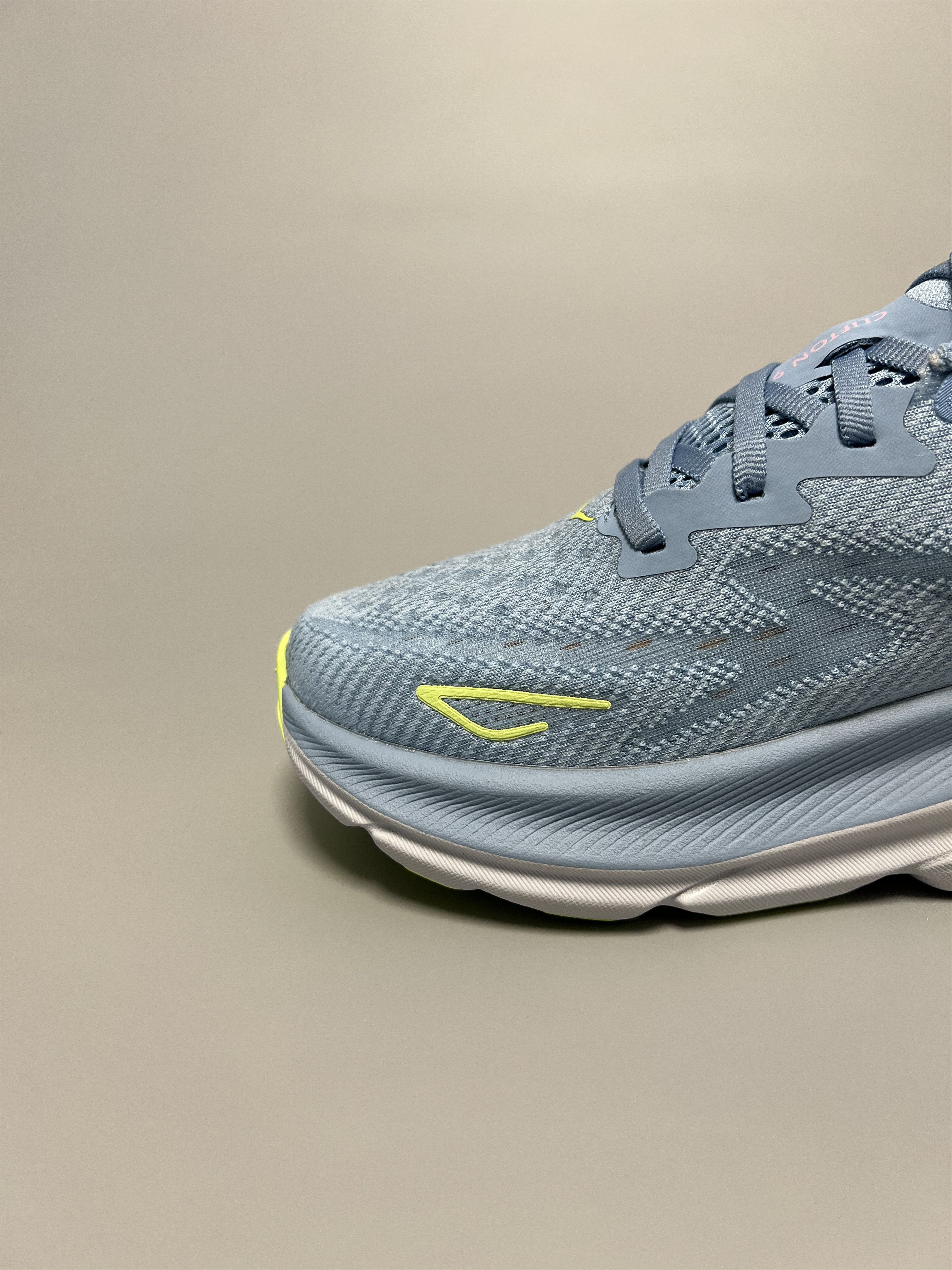Hoka 7B Hoka One One Clifton 9 Running Shoes Walking Gym Size US 7 / IT 37 - 10 Thumbnail
