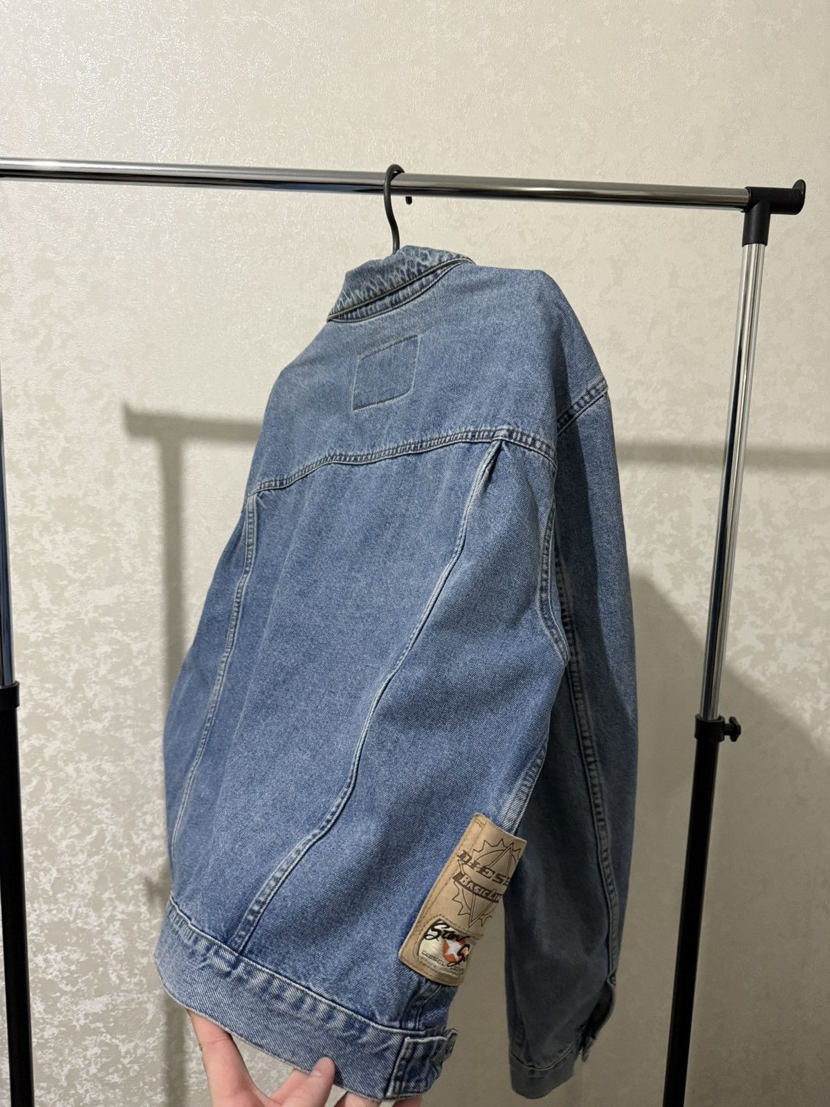 Diesel VINTAGE DIESEL DENIM JEANS JACKET TRUCKER BLUE Y2K MENS Size US XL / EU 56 / 4 - 13 Thumbnail