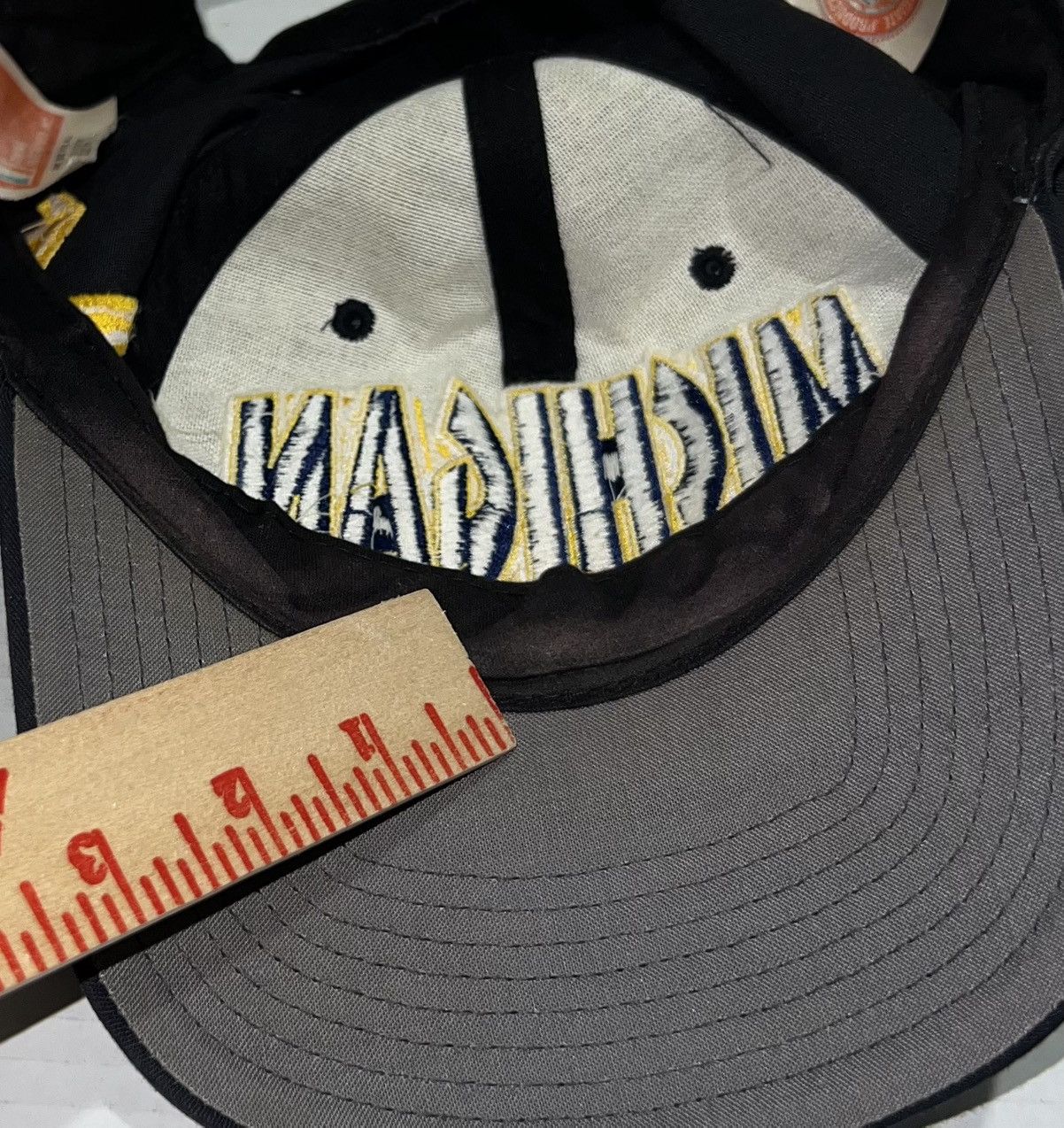 Other Vintage University Michigan Wolverines Twins Enterprises Hat Size ONE SIZE - 7 Thumbnail
