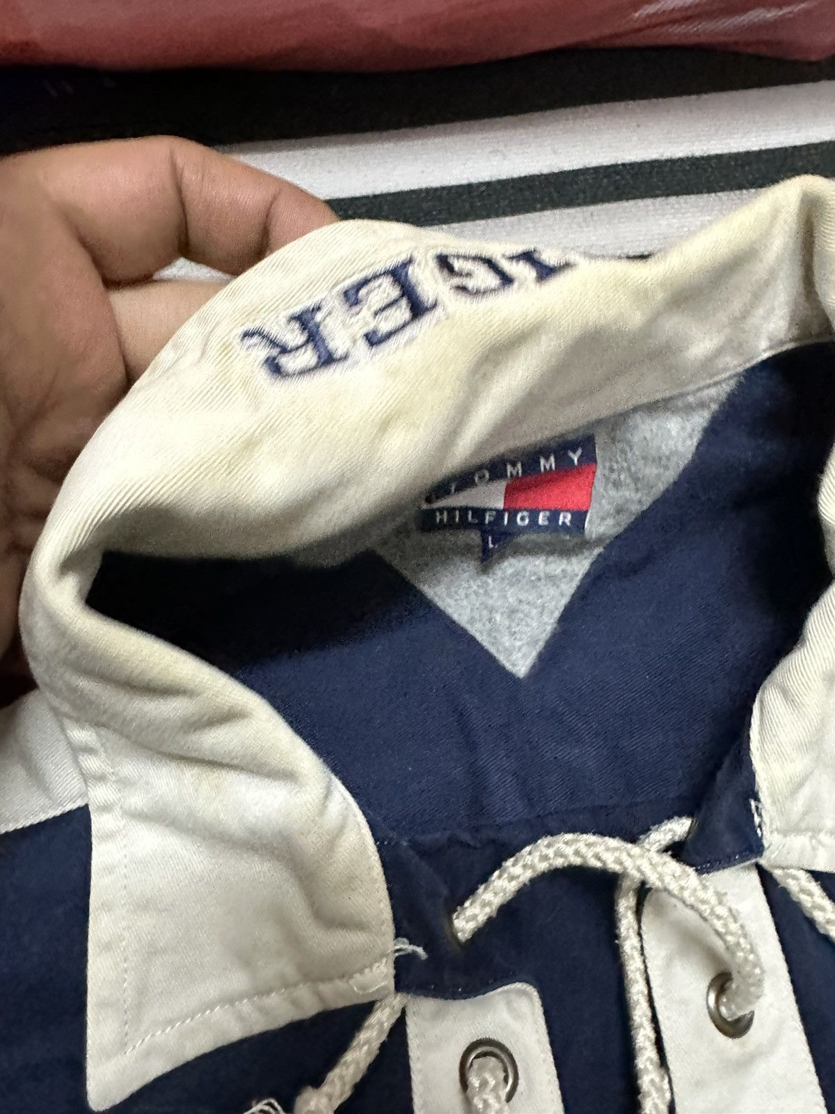Tommy Hilfiger Vintage 90s Tommy hilfiger rugby shirt hockey jersey Size US L / EU 52-54 / 3 - 6 Thumbnail