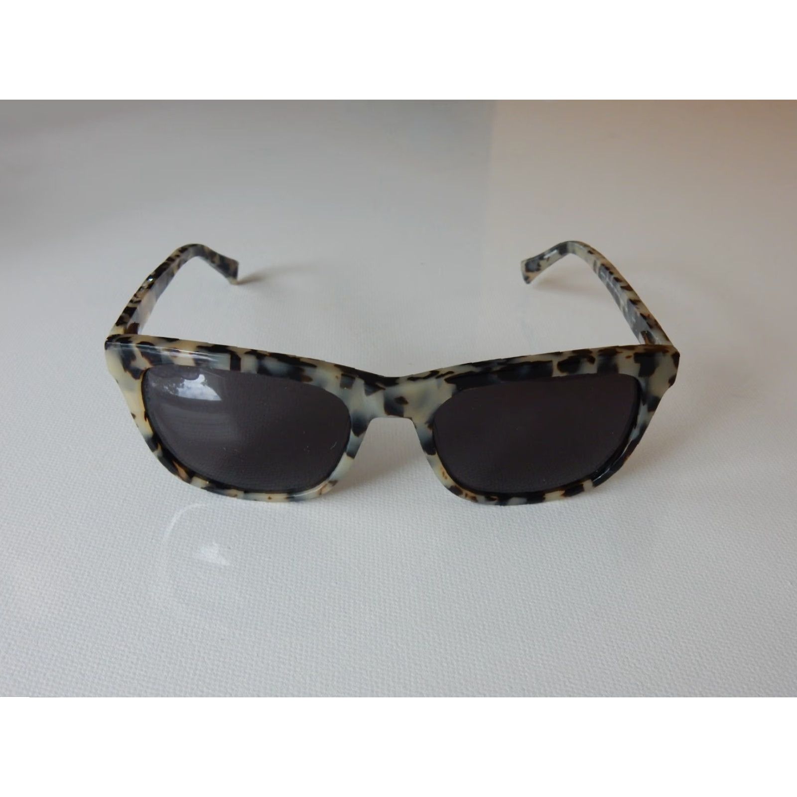 Cole Haan Cole Haan Sunglasses 55 19 140 CH6009 Brown Unisex Adults Frame Color 55[]19 140 CH6009 Sunglasses Cole Haan Size ONE SIZE - 2 Thumbnail