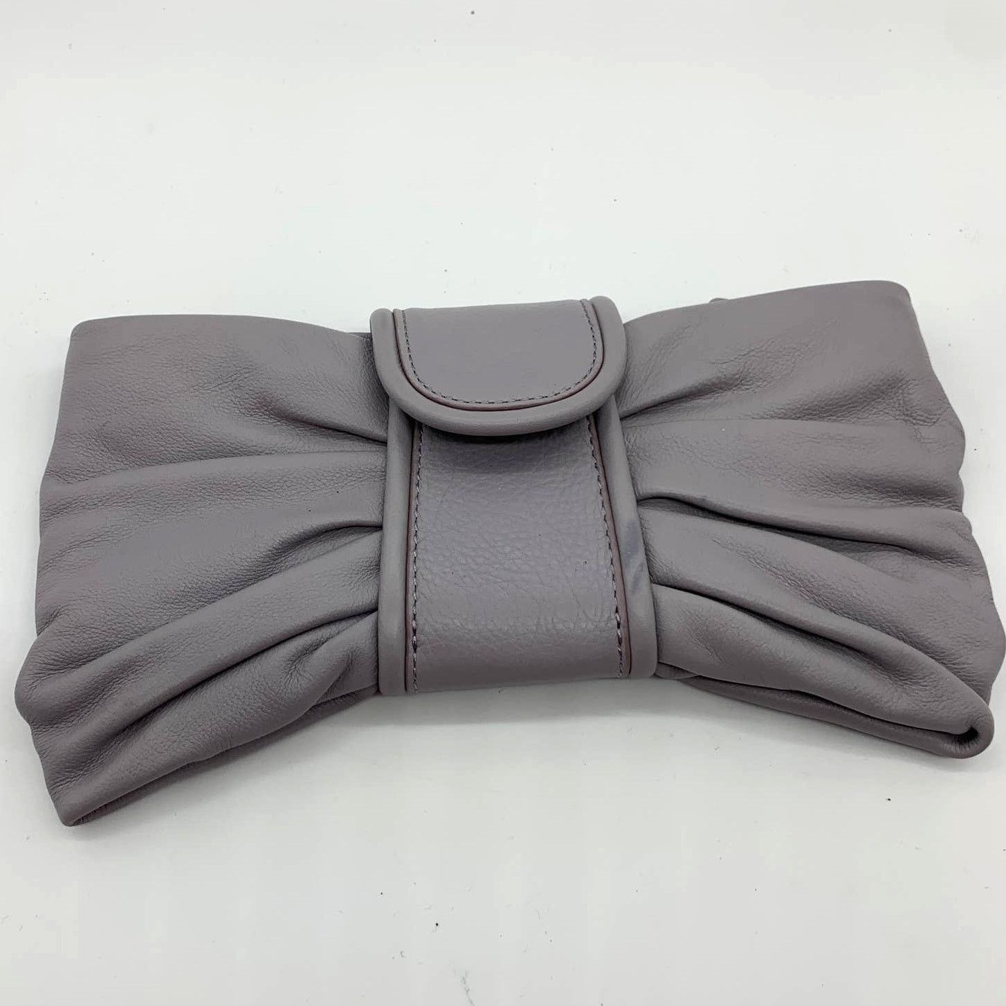 Banana Republic Banana Republic Bow Clutch Womens Small Bag Gray Size ONE SIZE - 1 Thumbnail