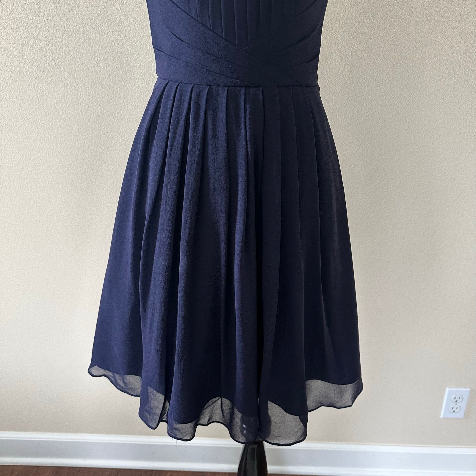 Ted Baker Ted Baker Saphira Tiered Pleat A-Line Silk Dress Size 1 Size XS / US 0-2 / IT 36-38 - 4 Thumbnail