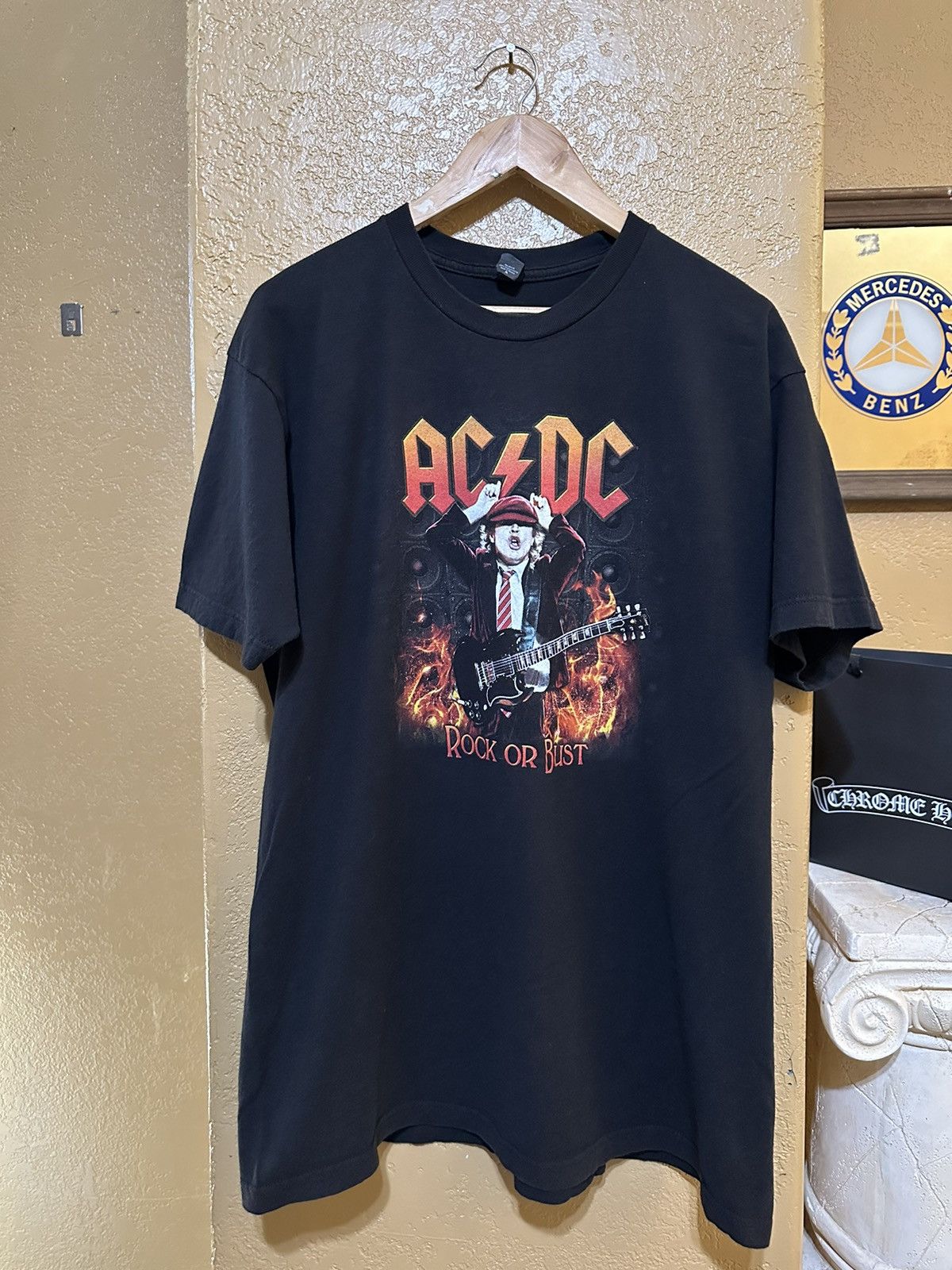 AC/DC × Band Tees AC/DC Rock Or Bust North America Tour Tee Size US XL / EU 56 / 4 - 1 Thumbnail