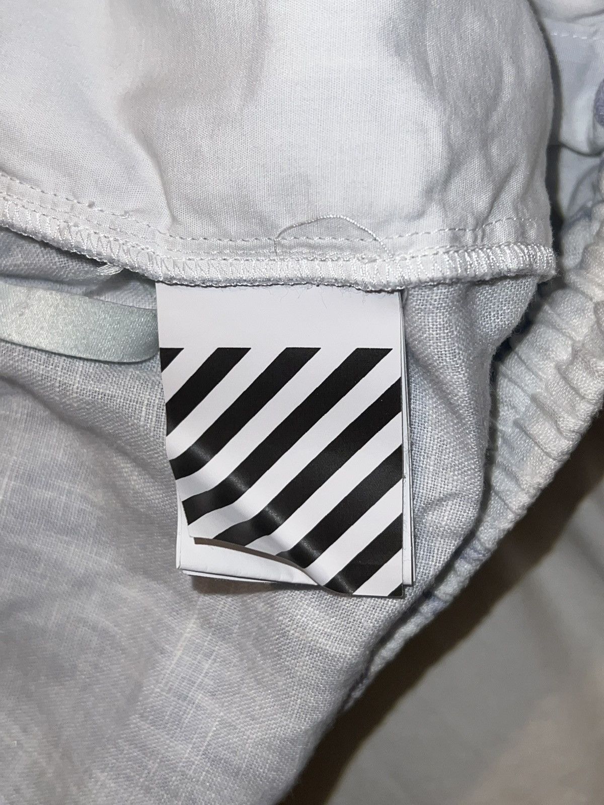 Off-White Off-White “Main Label” Pattern shorts Size US 34 / EU 50 - 6 Thumbnail