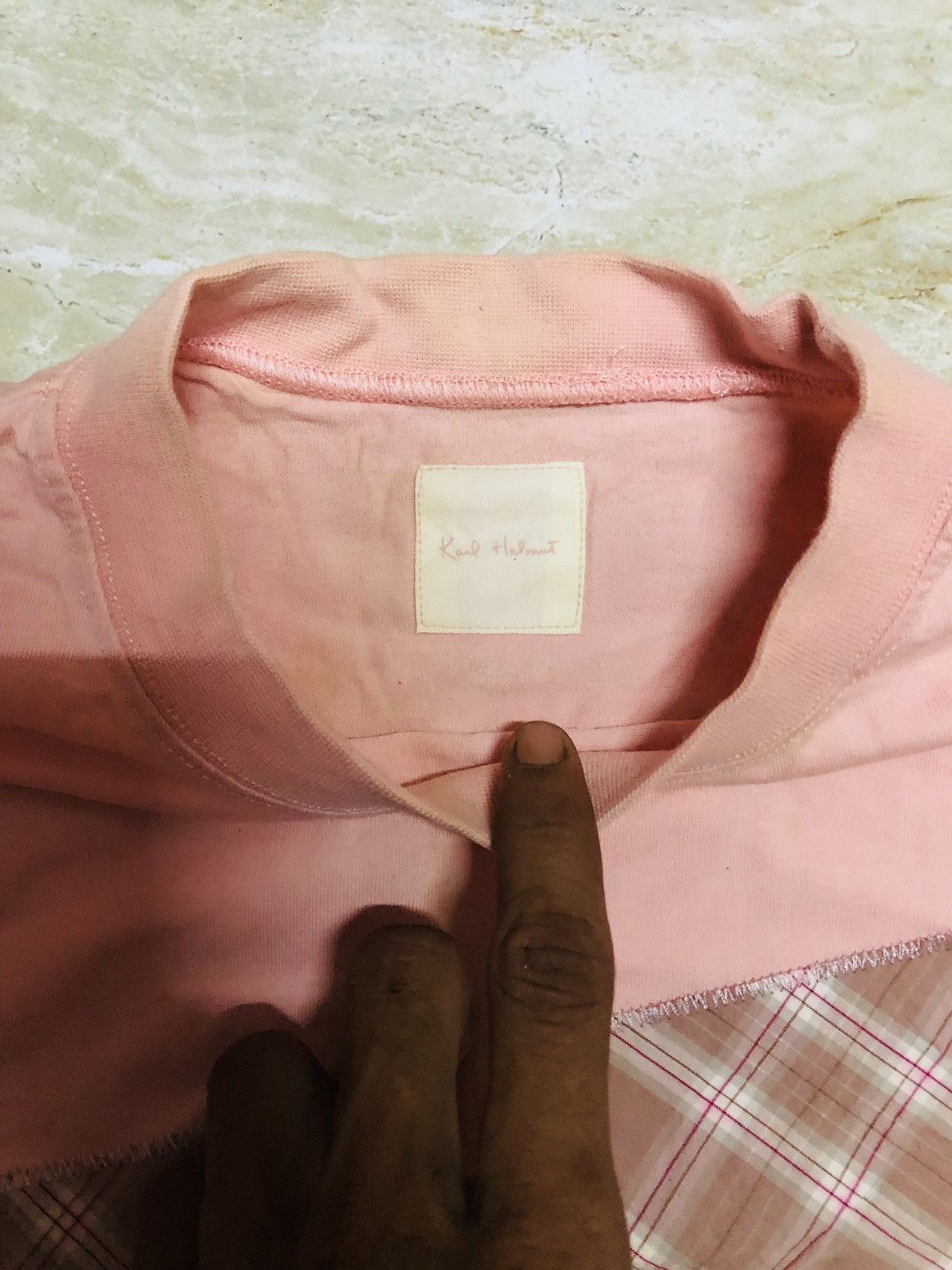 Japanese Brand Karl Helmut Sewn Patch Logo T-Shirt Size US L / EU 52-54 / 3 - 14 Thumbnail