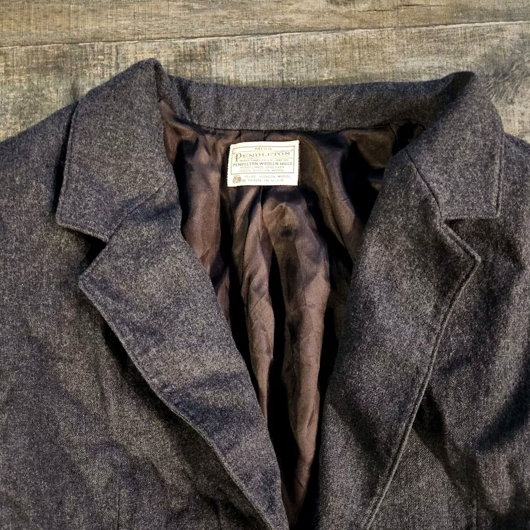 Pendleton VINTAGE Pendleton Women's Blazer Medium Black Virgin Wool USA Made Size M / US 6-8 / IT 42-44 - 3 Thumbnail