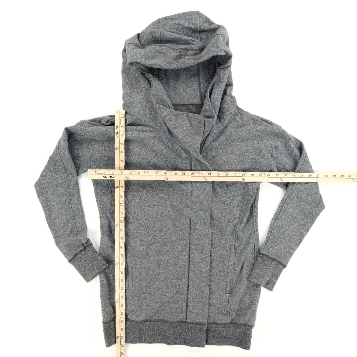 Lululemon VINTAGE Lululemon Wrap Up Hooded Heather Gray Jacket Women 6 Gray Women's 6 Hoodie Jacket Activewear Size M / US 6-8 / IT 42-44 - 3 Thumbnail