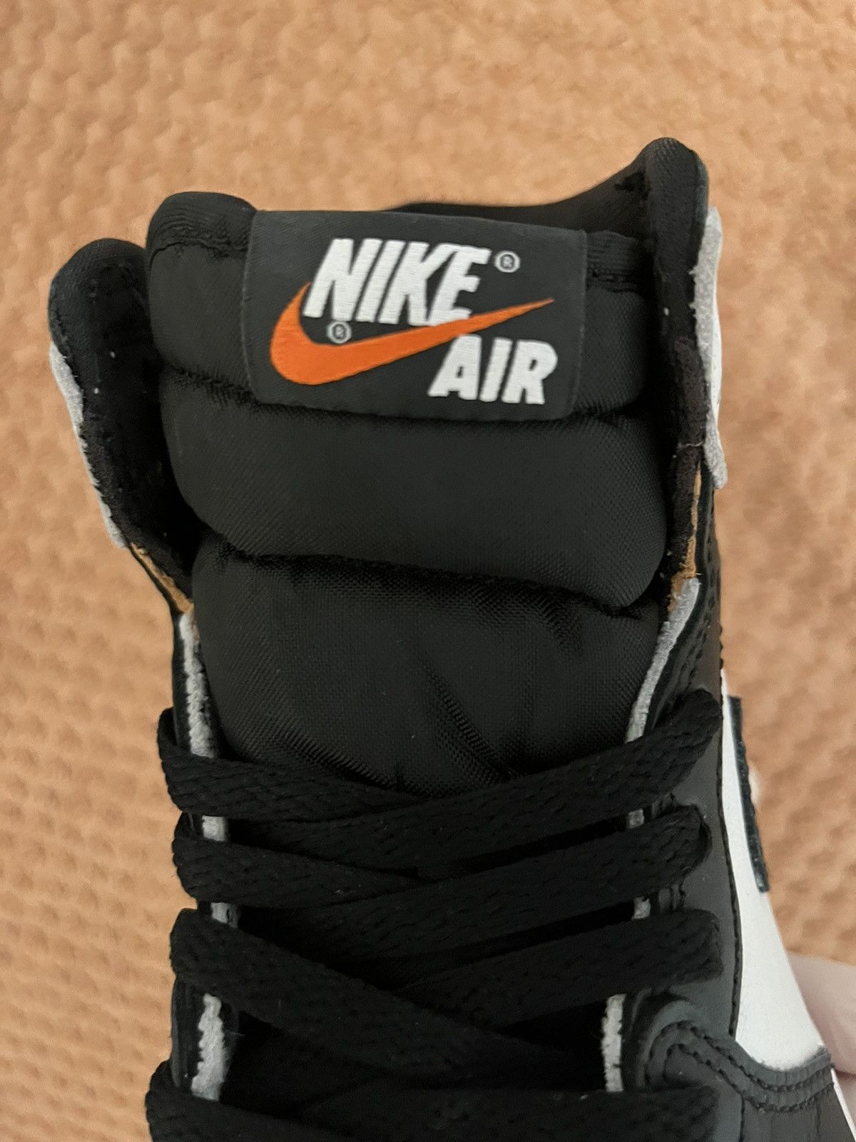 Jordan Brand × Nike 2021 Air Jordan 1 Retro High OG GS 'Electro Orange' Size US 6.5 / EU 39-40 - 5 Thumbnail
