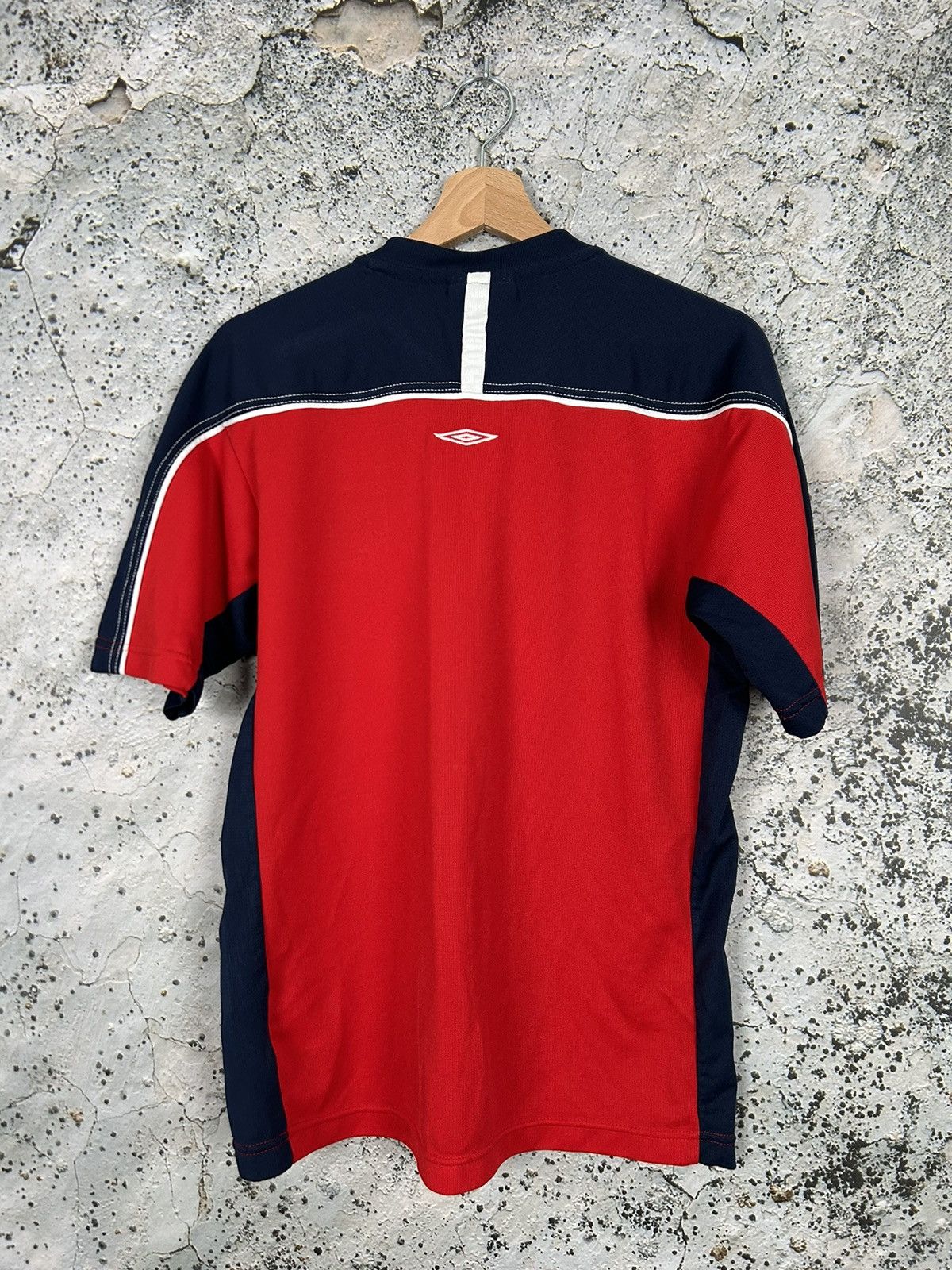 Umbro × Vintage Vintage England Soccer Jersey 90s Y2K Football Hype Size US M / EU 48-50 / 2 - 4 Thumbnail