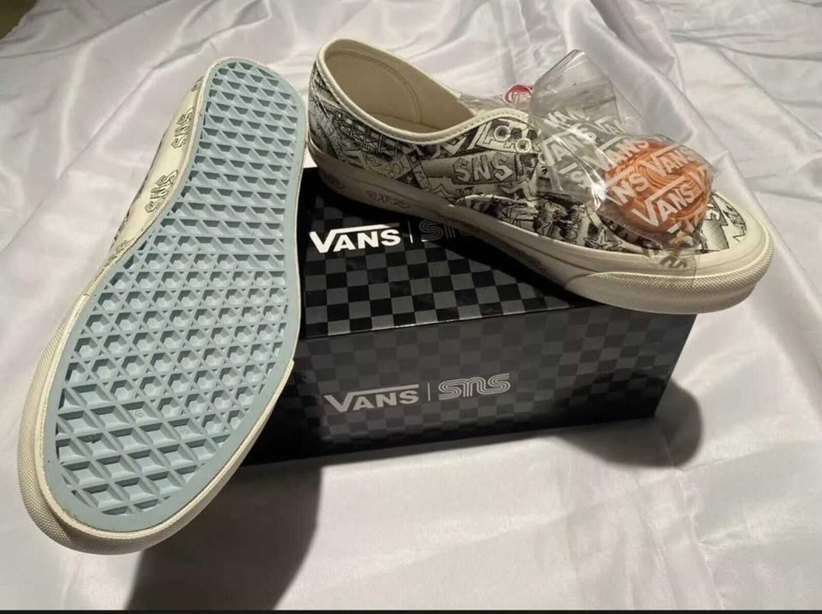 Other SNS COLLAB SIZe 8.5 Size ONE SIZE - 3 Thumbnail