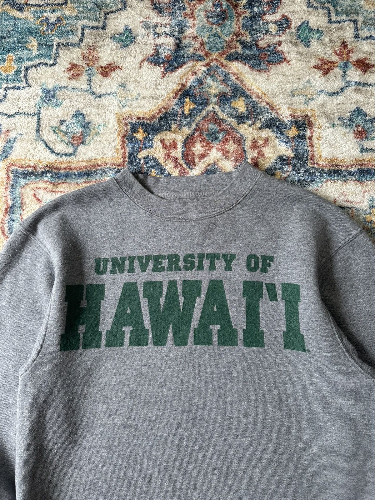 Vintage Vintage NCAA University Of Hawaii Spellout Crewneck Small Size US S / EU 44-46 / 1 - 4 Thumbnail