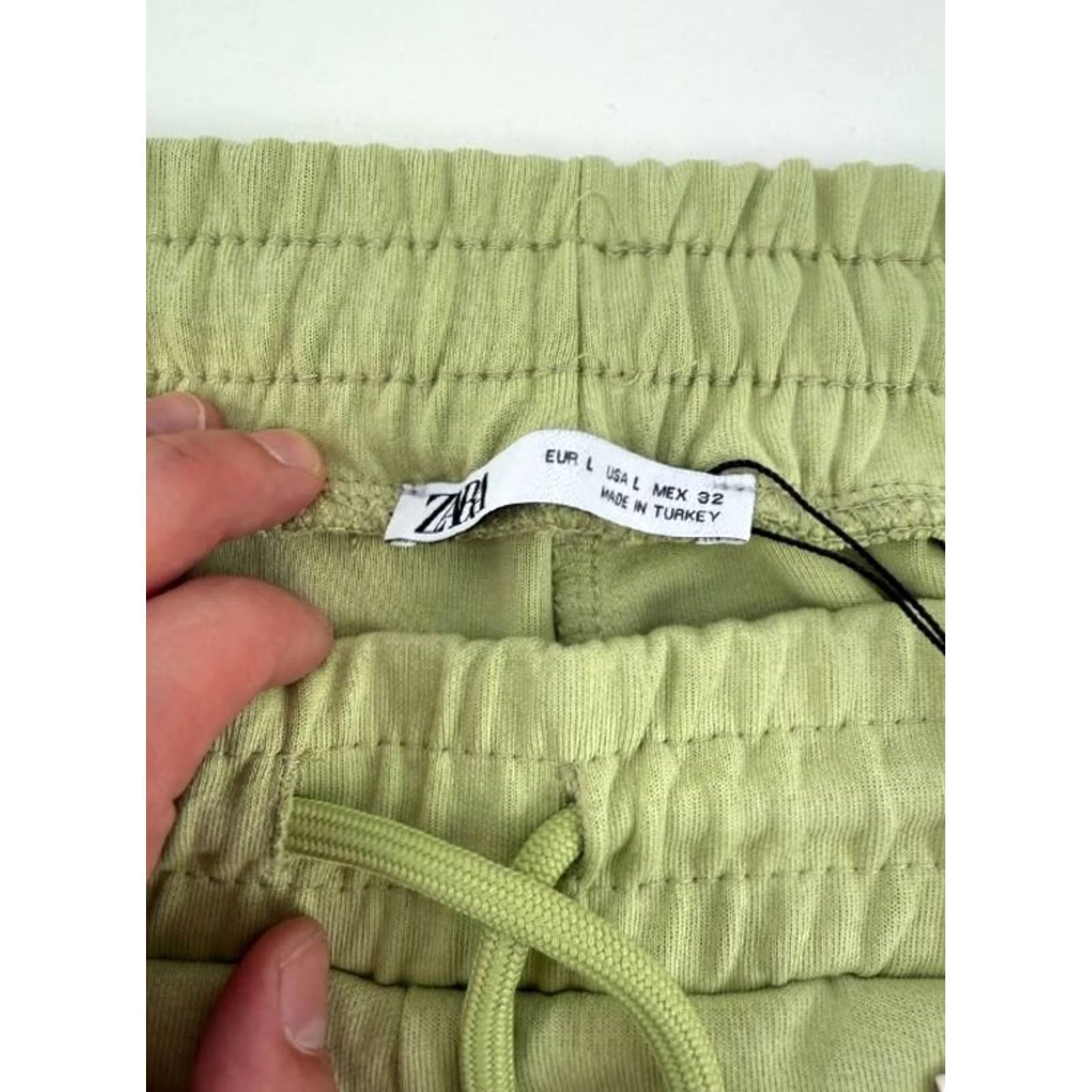 Zara Zara Shorts Mens L Green Light Lime Drawstring Sweatshorts Size US 33 - 5 Thumbnail