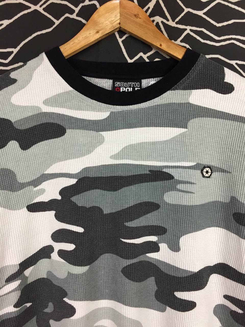 Southpole Southpole Authentic Collection Camo Thermal Long Sleeve Tee Size US XL / EU 56 / 4 - 3 Thumbnail