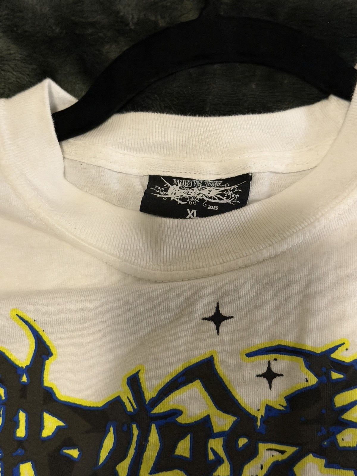 Band Tees Bladee Golden Legend Tshirt Size US XL / EU 56 / 4 - 3 Thumbnail