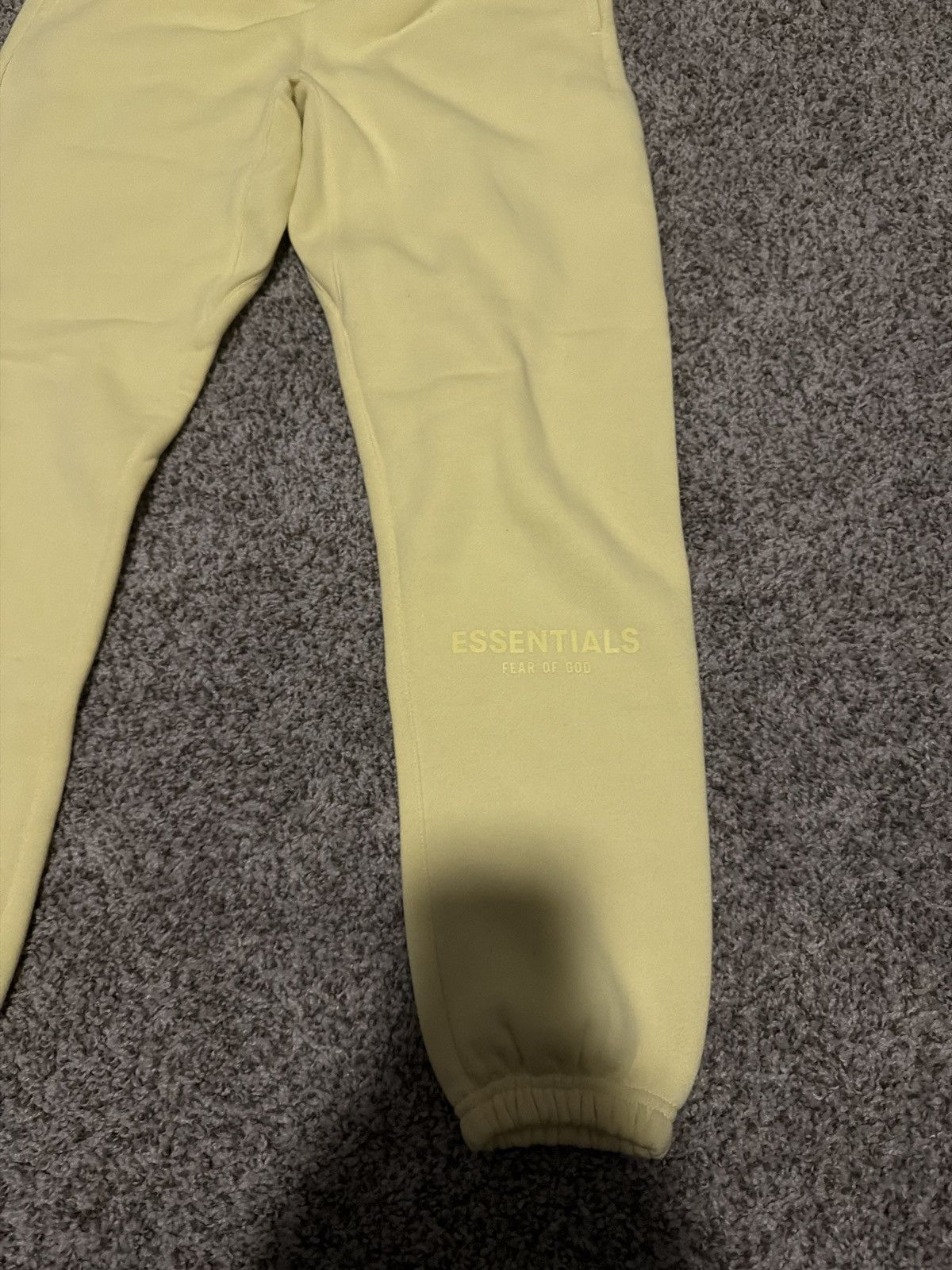 FOG FOG Essentials Kids Lemonade Sweatpants Kids Sz Large Size US 26 / EU 42 - 4 Thumbnail