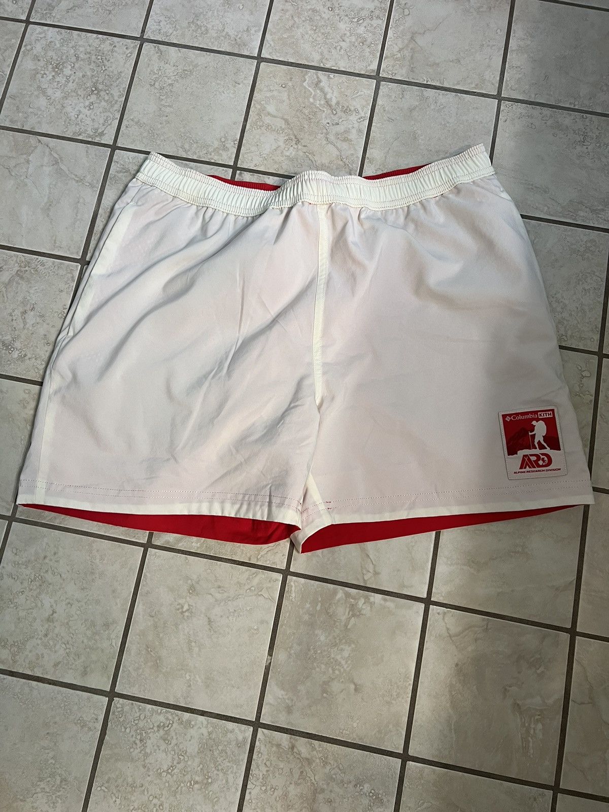 Columbia × Kith Shorts Size US 32 / EU 48 - 1 Thumbnail