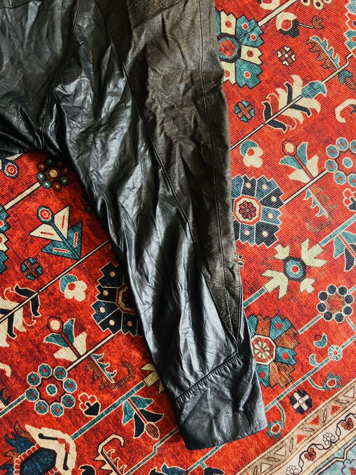 Wilsons Leather Vintage 1990s Wilson Suede & Leather Women’s Black Jacket Size M / US 6-8 / IT 42-44 - 11 Thumbnail