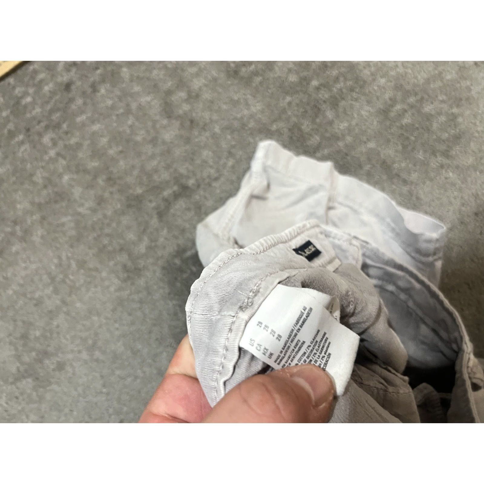American Eagle Outfitters American Eagle Shorts Mens Size 28 Gray Chino Twill Classic Fit Size US 28 / EU 44 - 5 Thumbnail