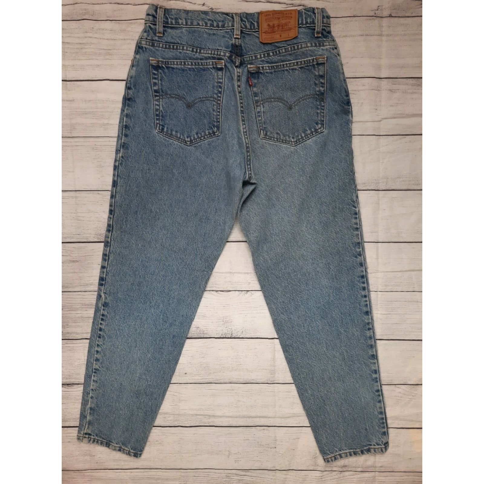 Levi's VINTAGE Levi's Made USA Denim Mom Jeans 17550-0291 High Waist Tapered 29x29 8 Blue Denim Jeans Womens 1980s USA Levi's Size 29" - 7 Thumbnail