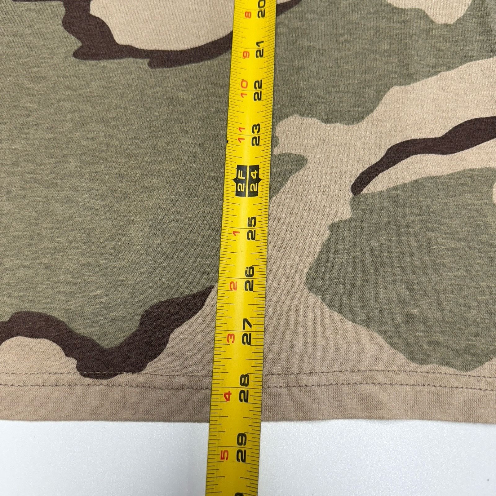 Vintage Vintage Desert Camouflage T Shirt Mens M 20x28.5 Brown Short Size US M / EU 48-50 / 2 - 12 Thumbnail