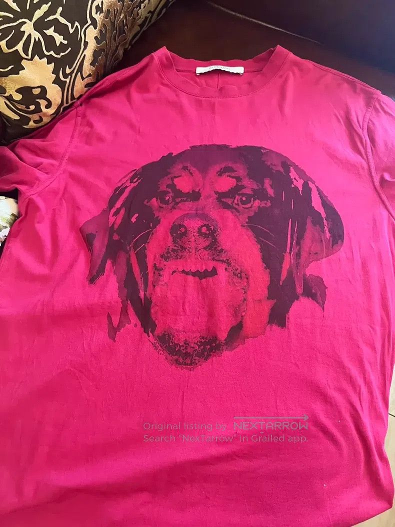 Givenchy Givenchy Classic Pink Short Sleeve Size US S / EU 44-46 / 1 - 1 Thumbnail
