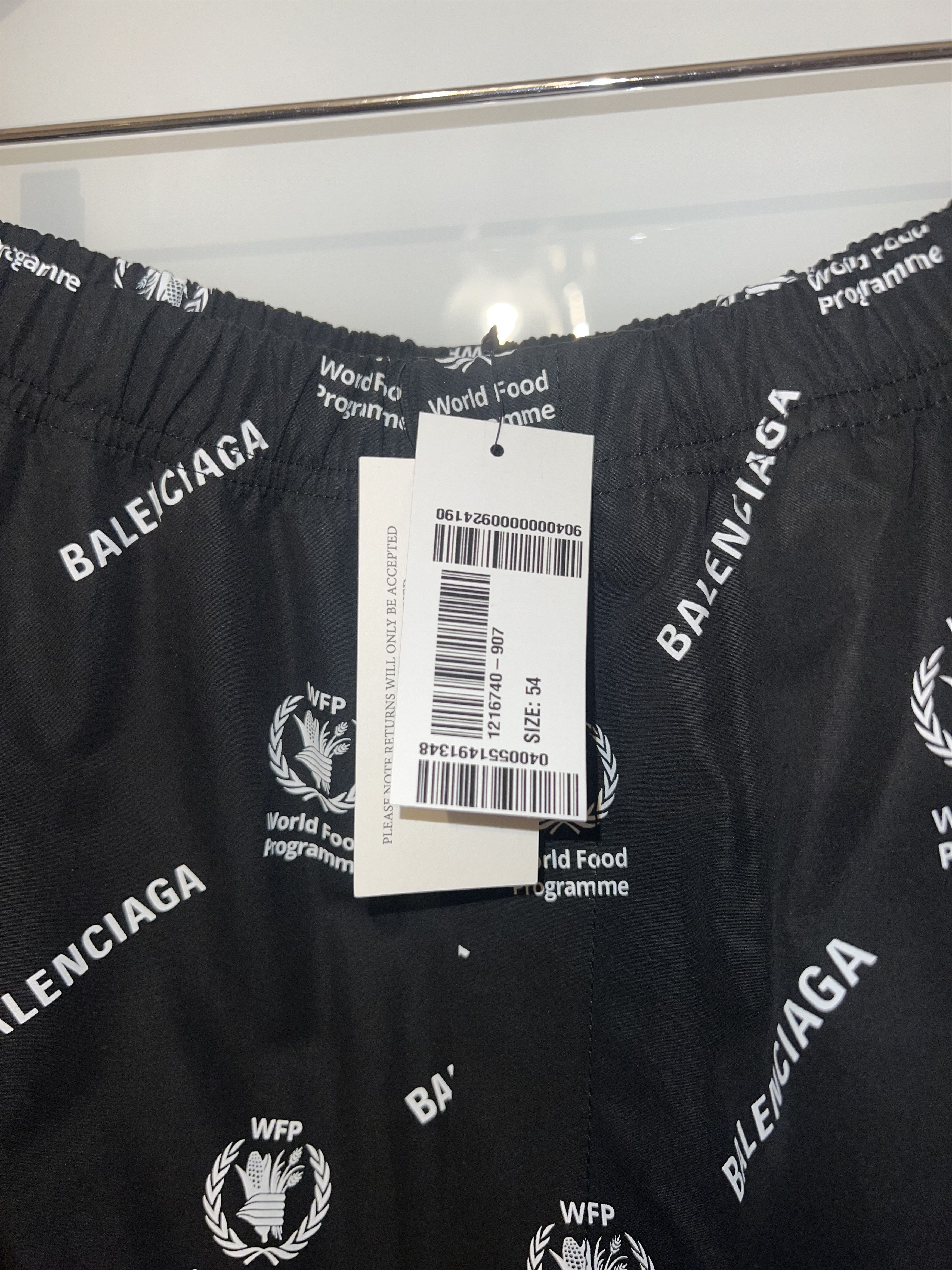Balenciaga Balenciaga World Food Programme Pants Size US 38 / EU 54 - 7 Thumbnail