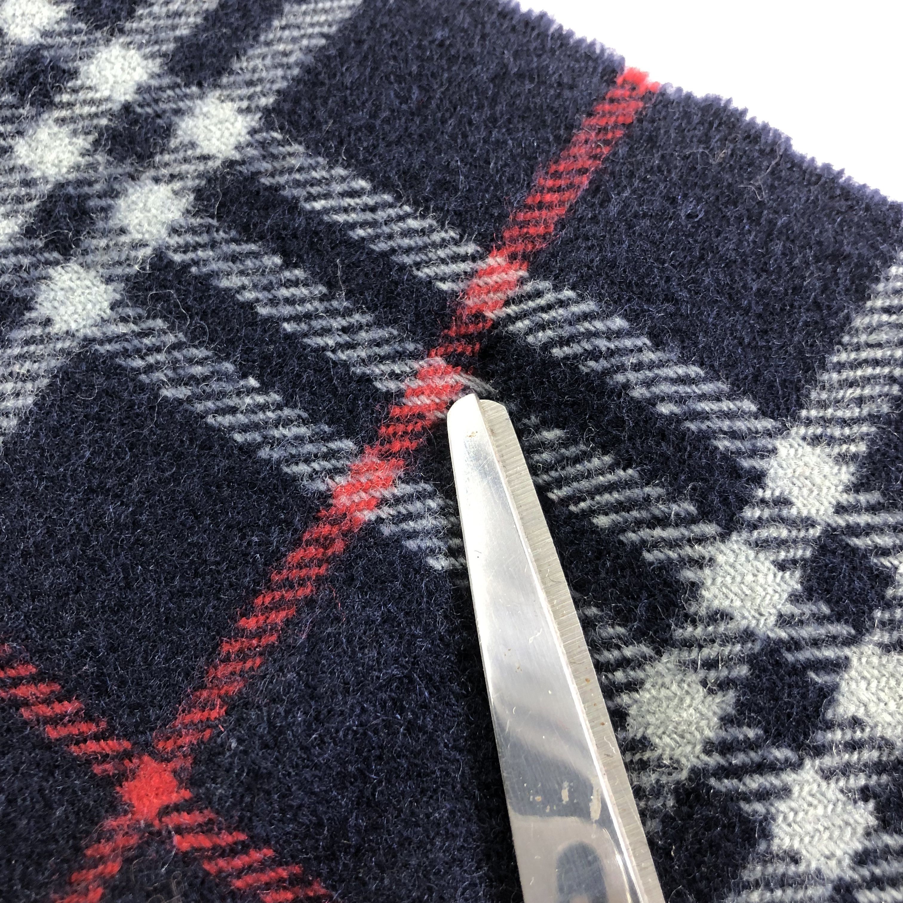 Burberry Burberrys Nova Check Wool Scarf Muffler Neckwear V2286 Size ONE SIZE - 5 Thumbnail