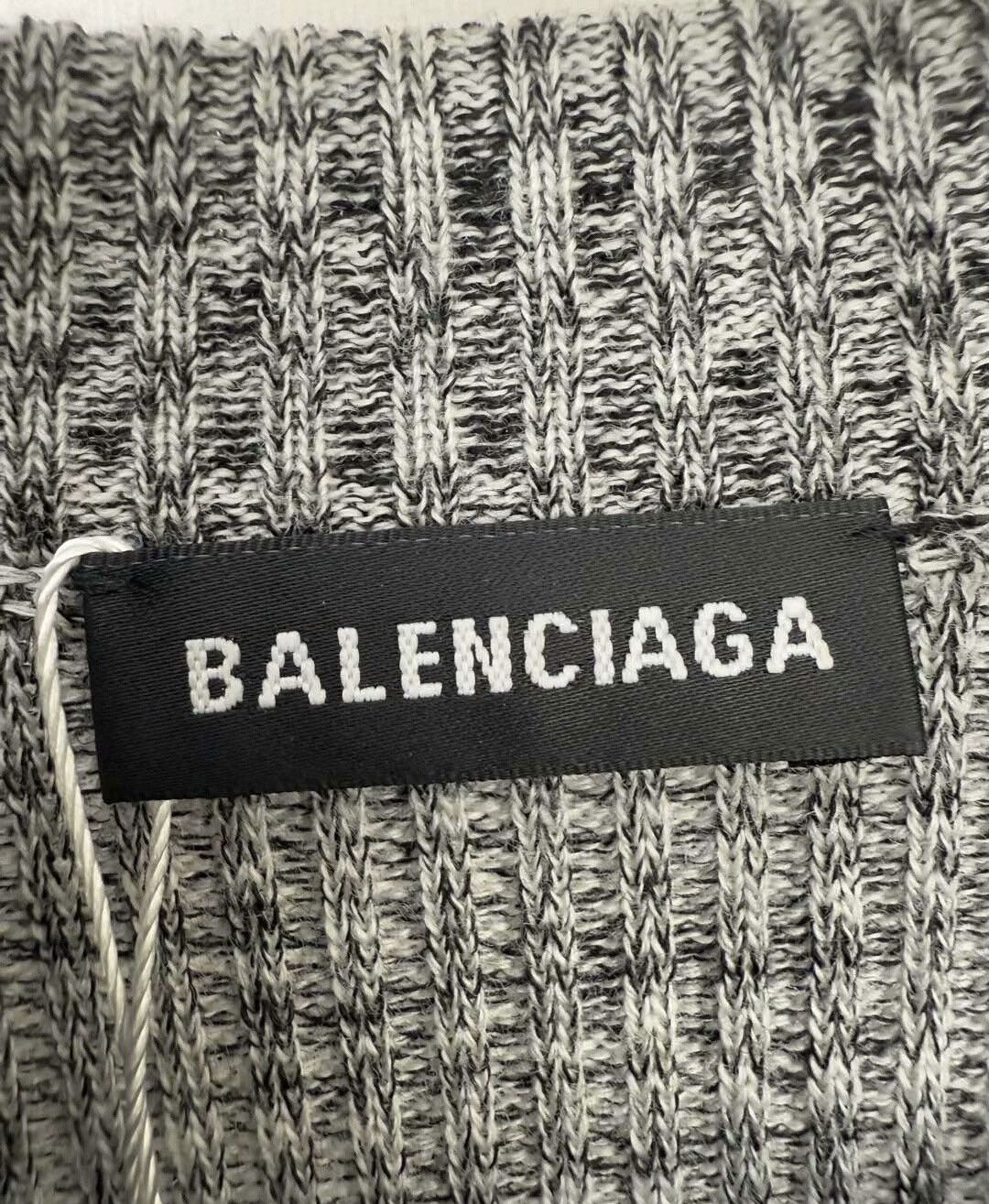 Balenciaga Balenciaga wool sweater, authentic Size S / US 4 / IT 40 - 7 Thumbnail