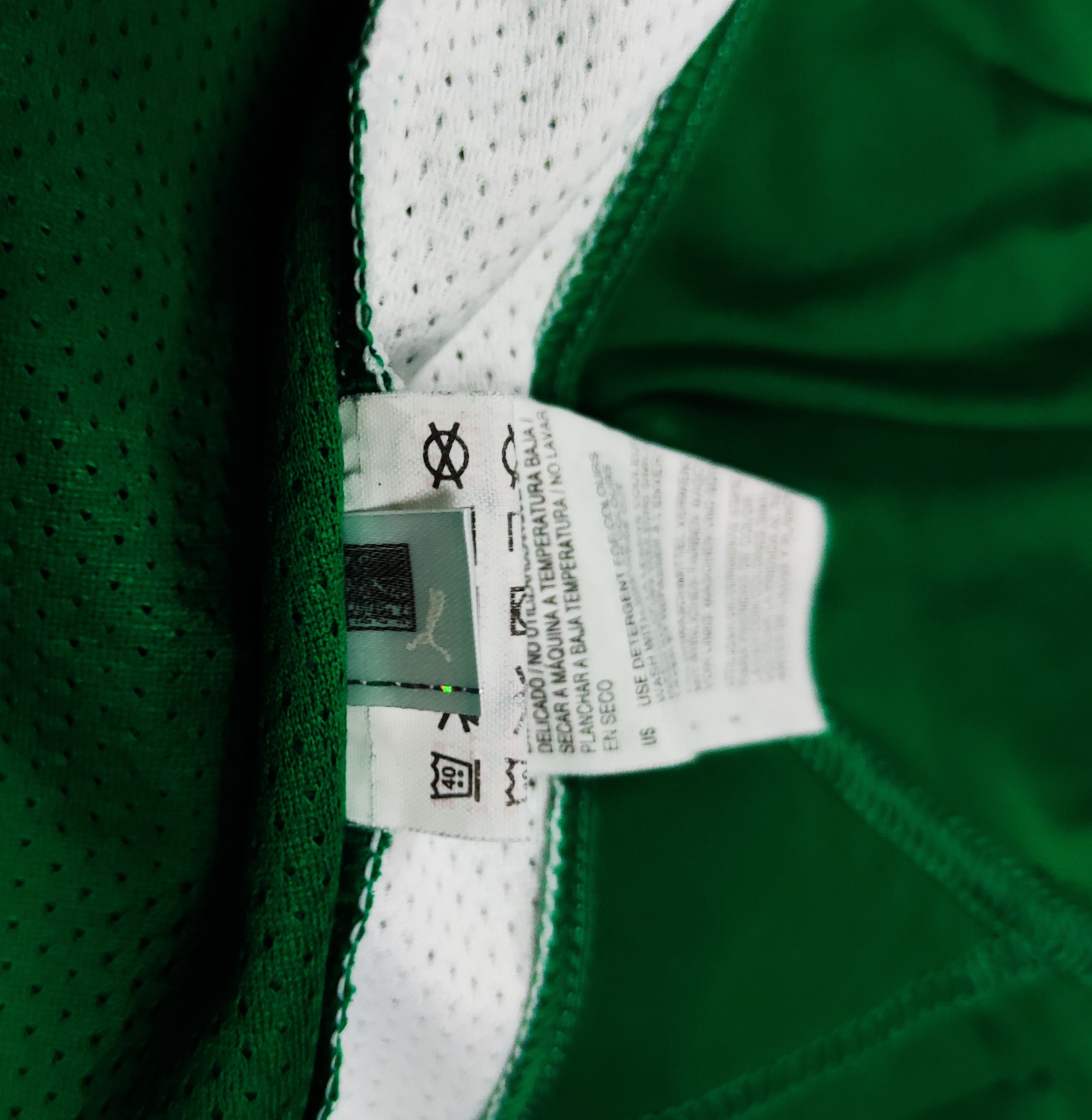 Puma Saudi Arabia Puma 2008 2009 2010 Training Shirt Jersey KSA Size US XL / EU 56 / 4 - 5 Thumbnail