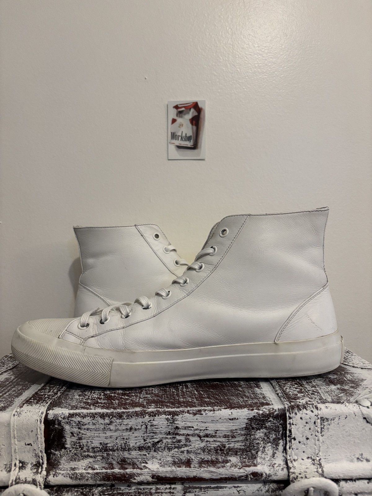 Louis Vuitton Louis Vuitton LV Tattoo White Rainbow Leather Sneaker Size US 9.5 / EU 42-43 - 4 Thumbnail