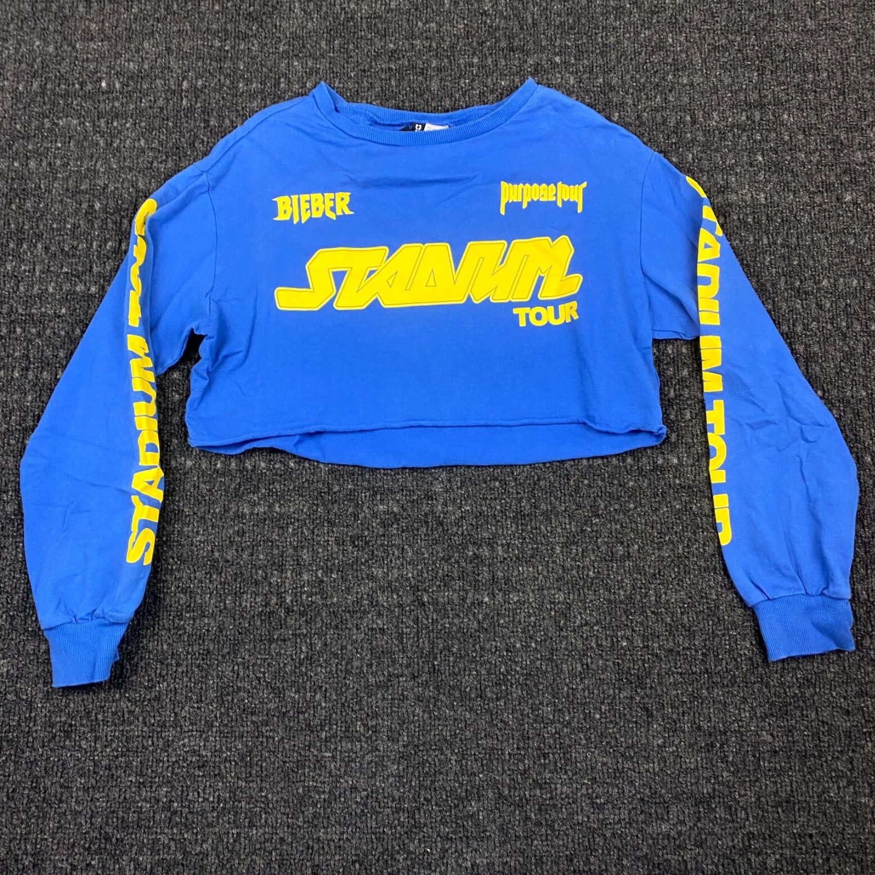 Vintage VINTAGE Justin Bieber Purpose Stadium Tour Long Sleeve Crop Top Shirt Blue Womens XS Size XS / US 0-2 / IT 36-38 - 2 Thumbnail