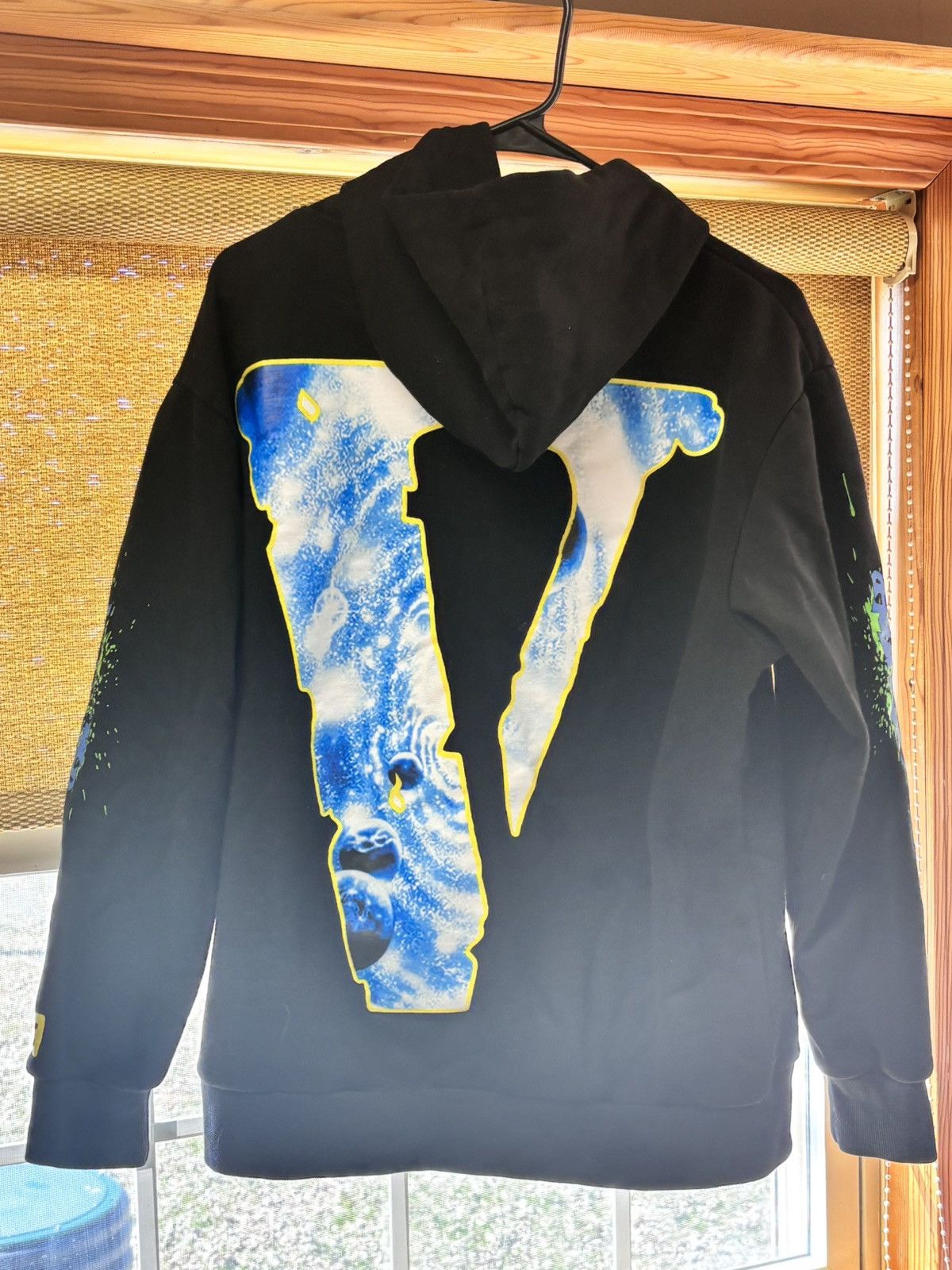 999 Club × Vlone Juice WrId x Vlone Cosmic Hoodie 2020 Size US M / EU 48-50 / 2 - 2 Thumbnail