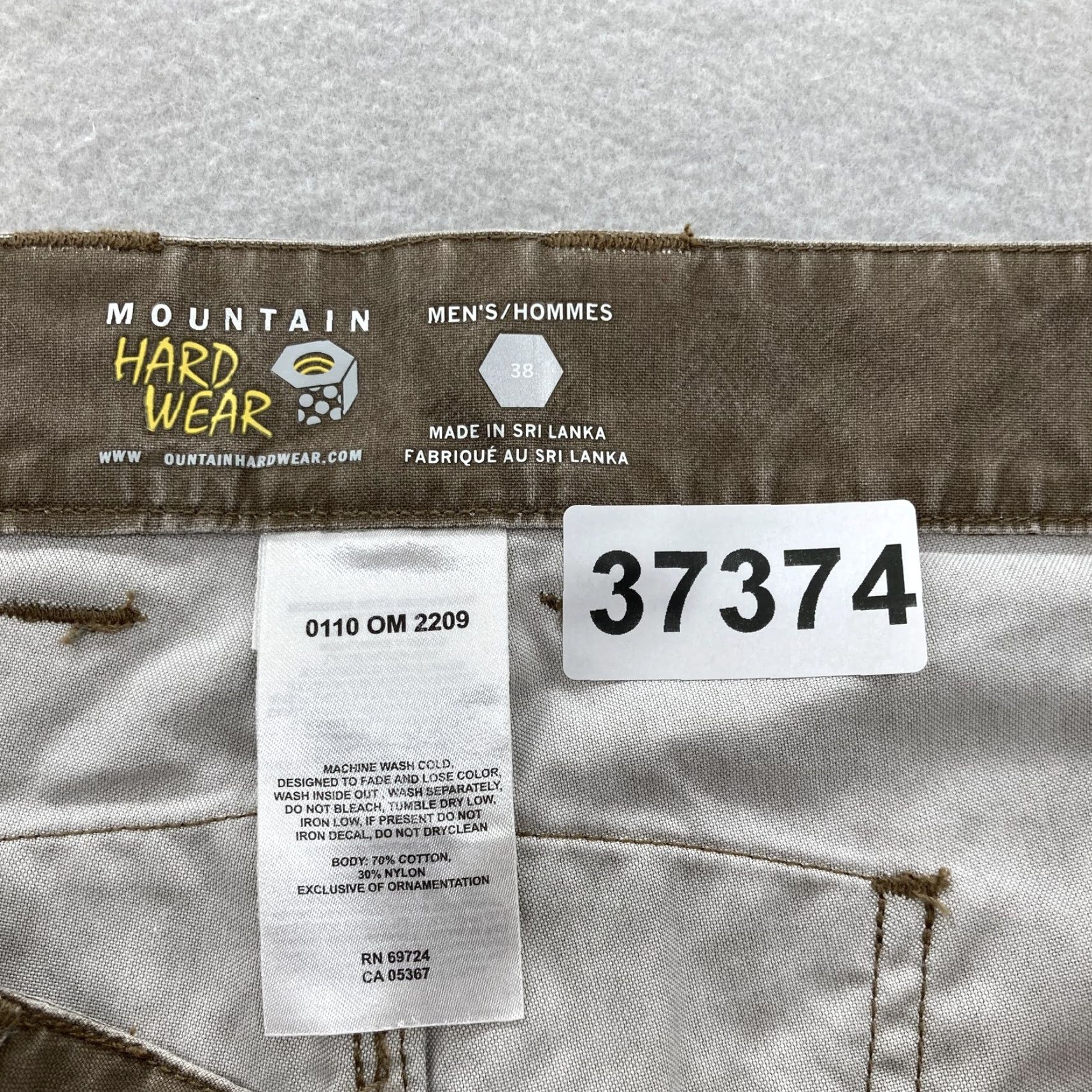 Mountain Hardwear Mountain Hardwear Pants Mens 38 Hiking Outdoor Cargo Zip Pockets Nylon Trail Pants Mens 38 Brown Size US 38 / EU 54 - 5 Thumbnail