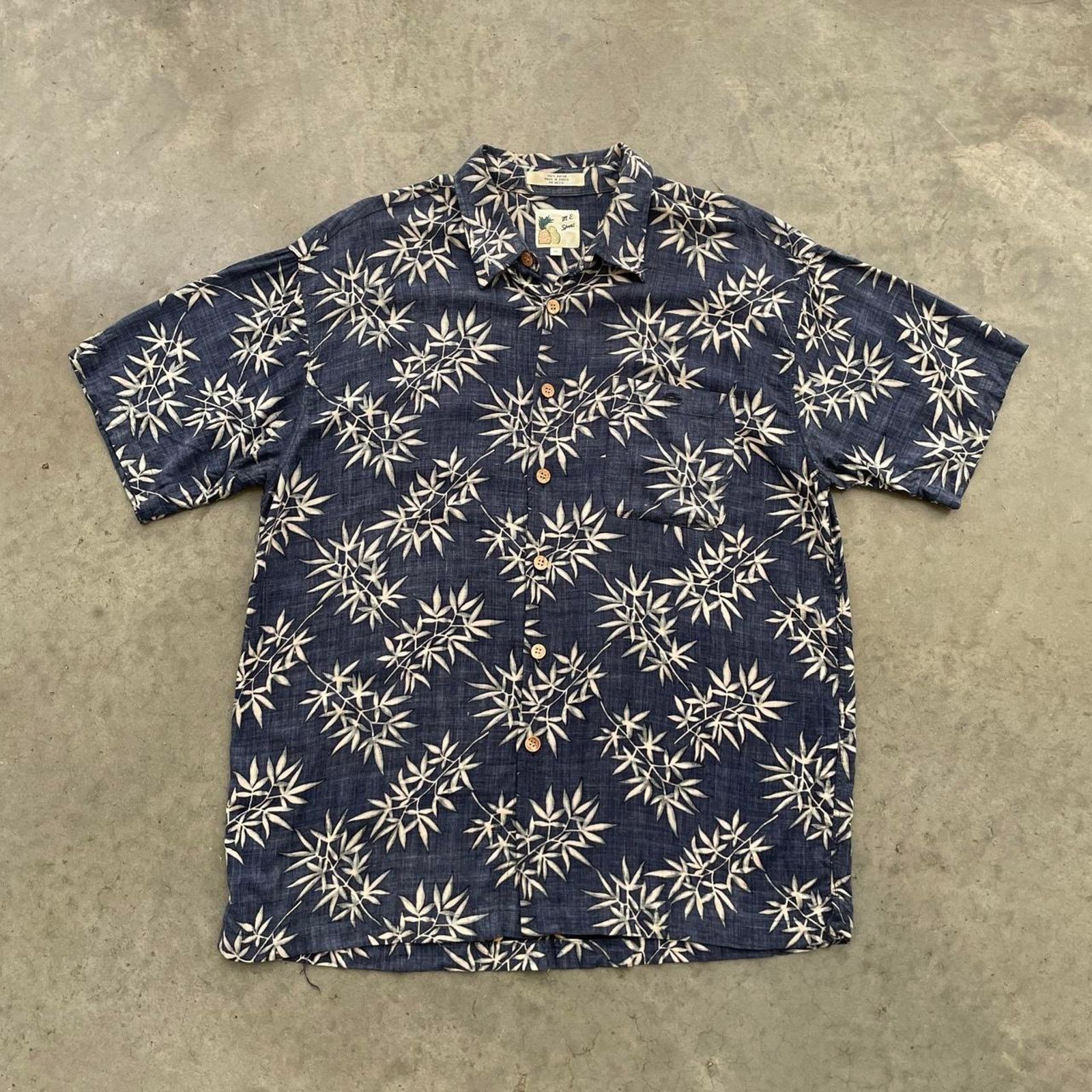 Vintage Vintage M. E. Sport Navy Blue Rayon Hawaii Shirt Size US XL / EU 56 / 4 - 1 Thumbnail